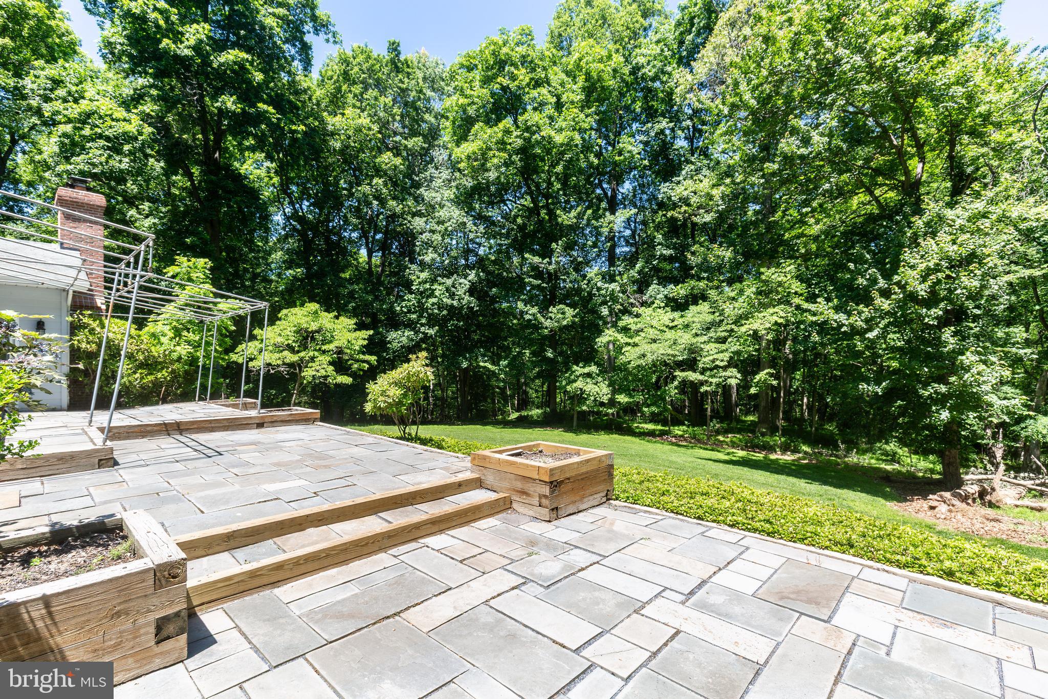 WOODLEAF - Residential