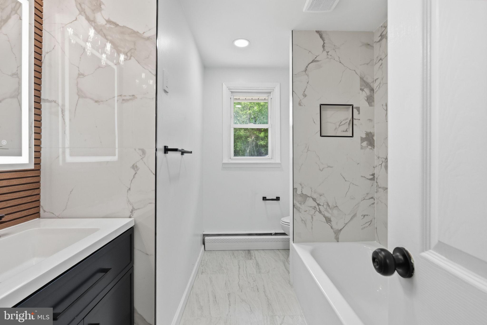 HERITAGE WOODS EST - Residential