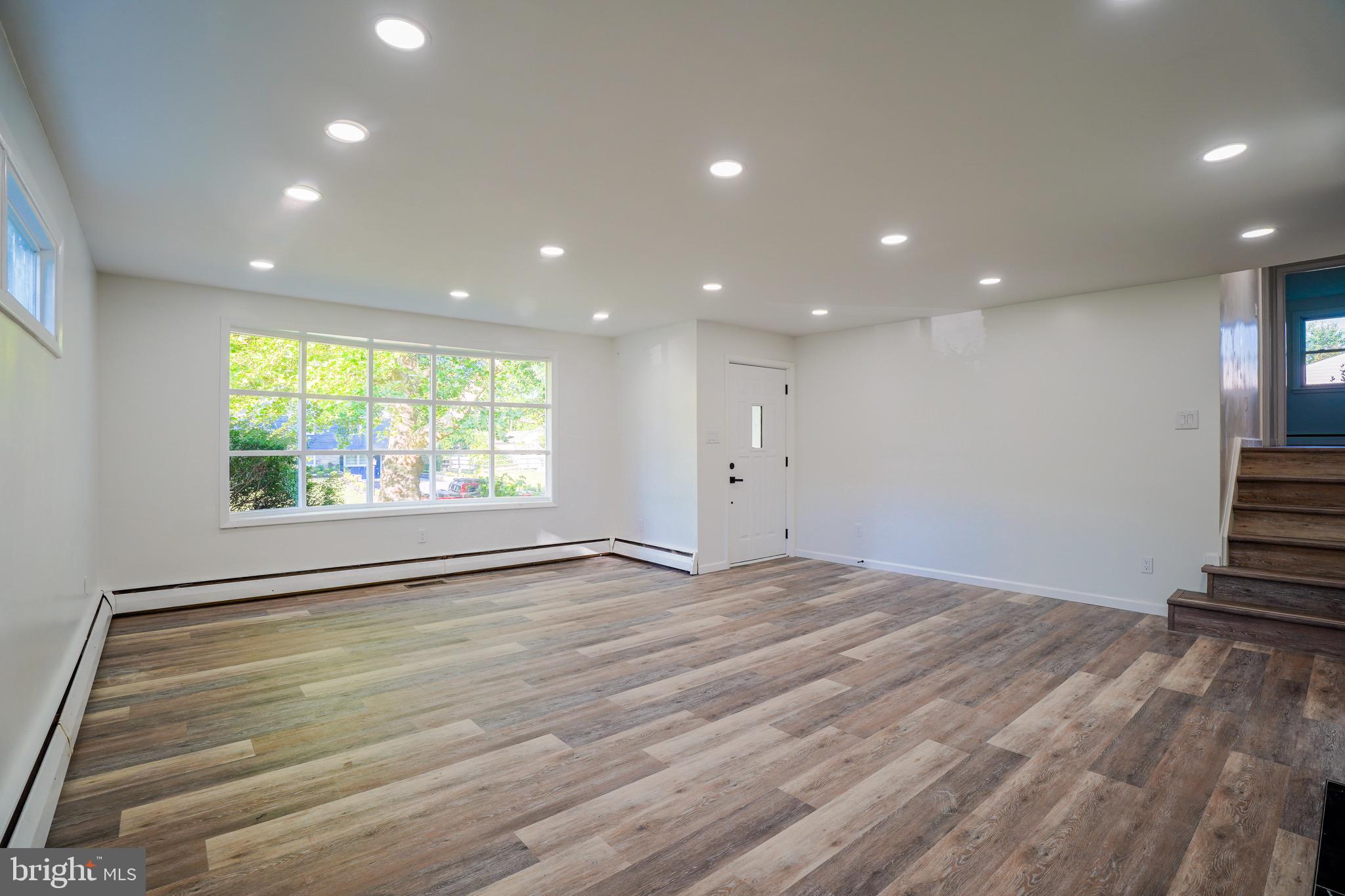 HERITAGE WOODS EST - Residential