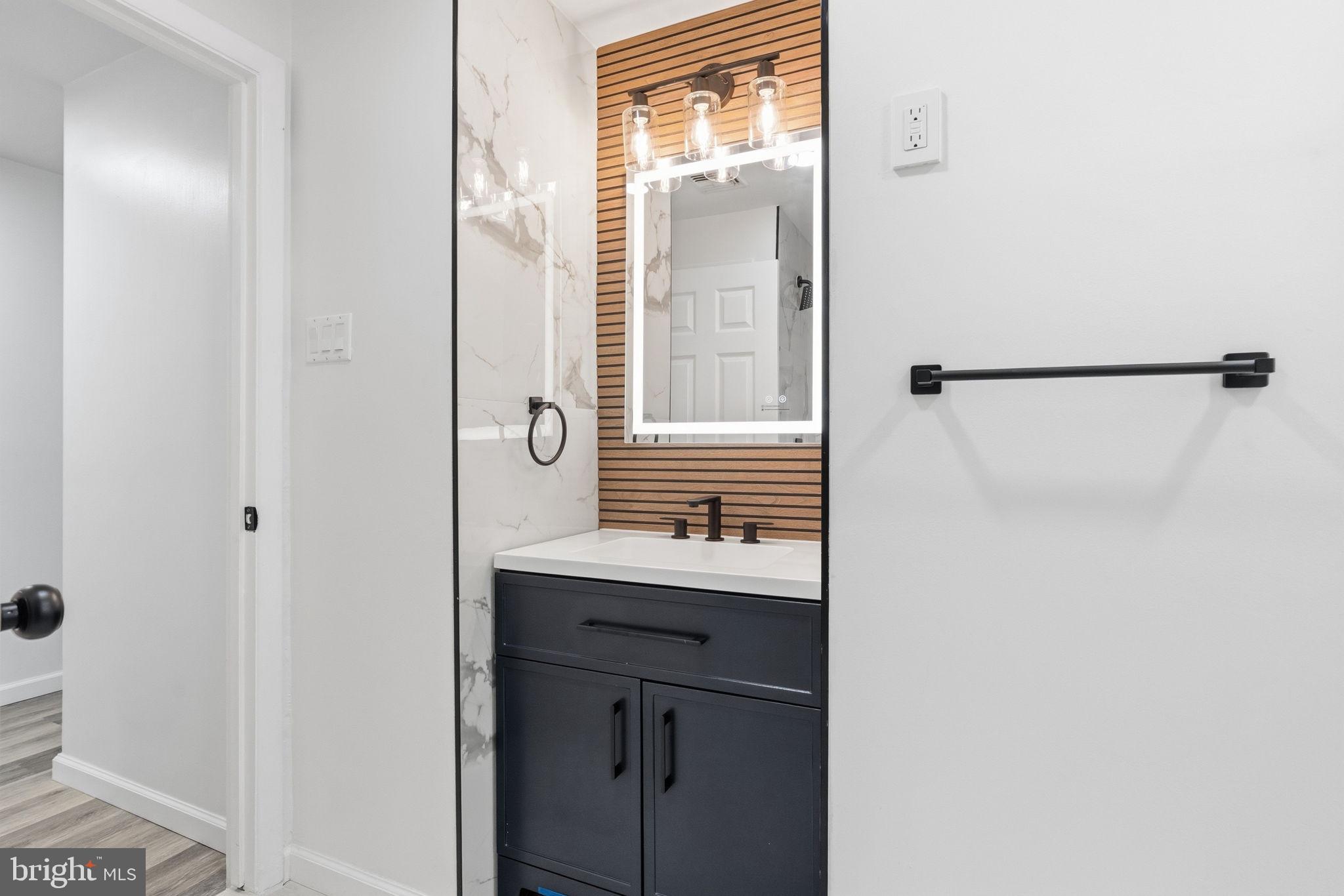 HERITAGE WOODS EST - Residential