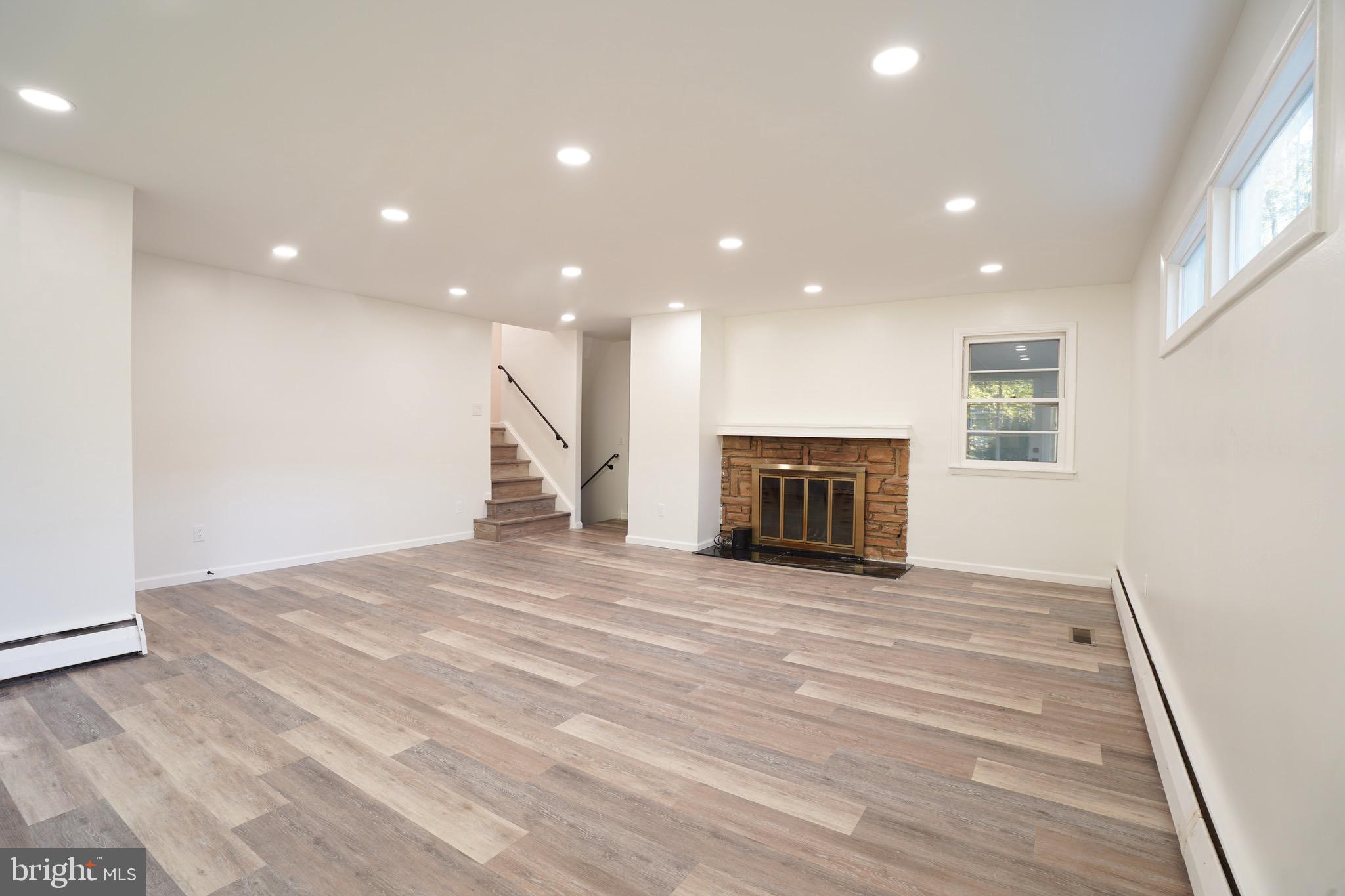 HERITAGE WOODS EST - Residential