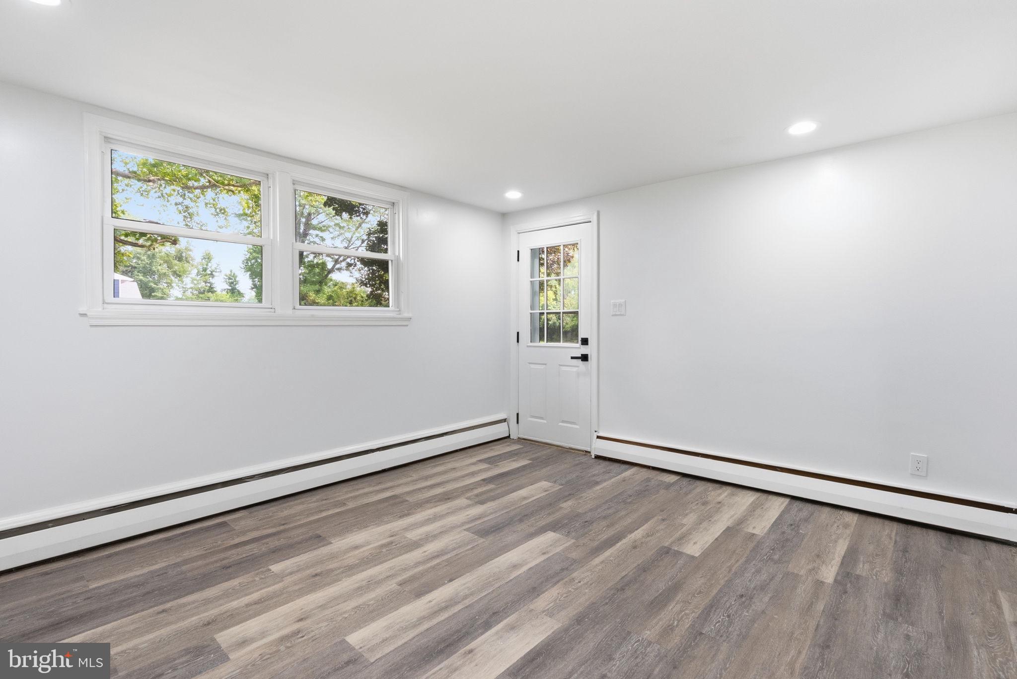 HERITAGE WOODS EST - Residential