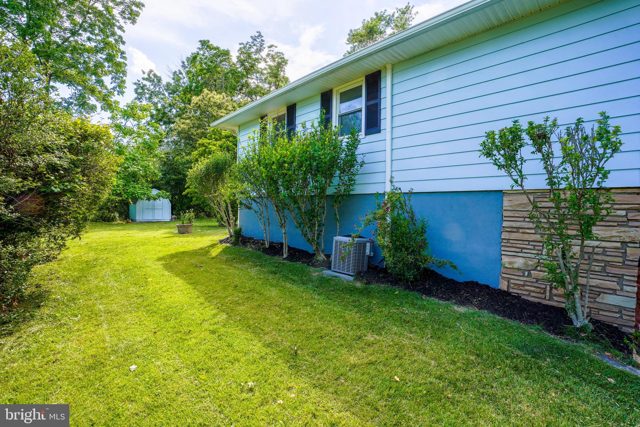 HERITAGE WOODS EST - Residential