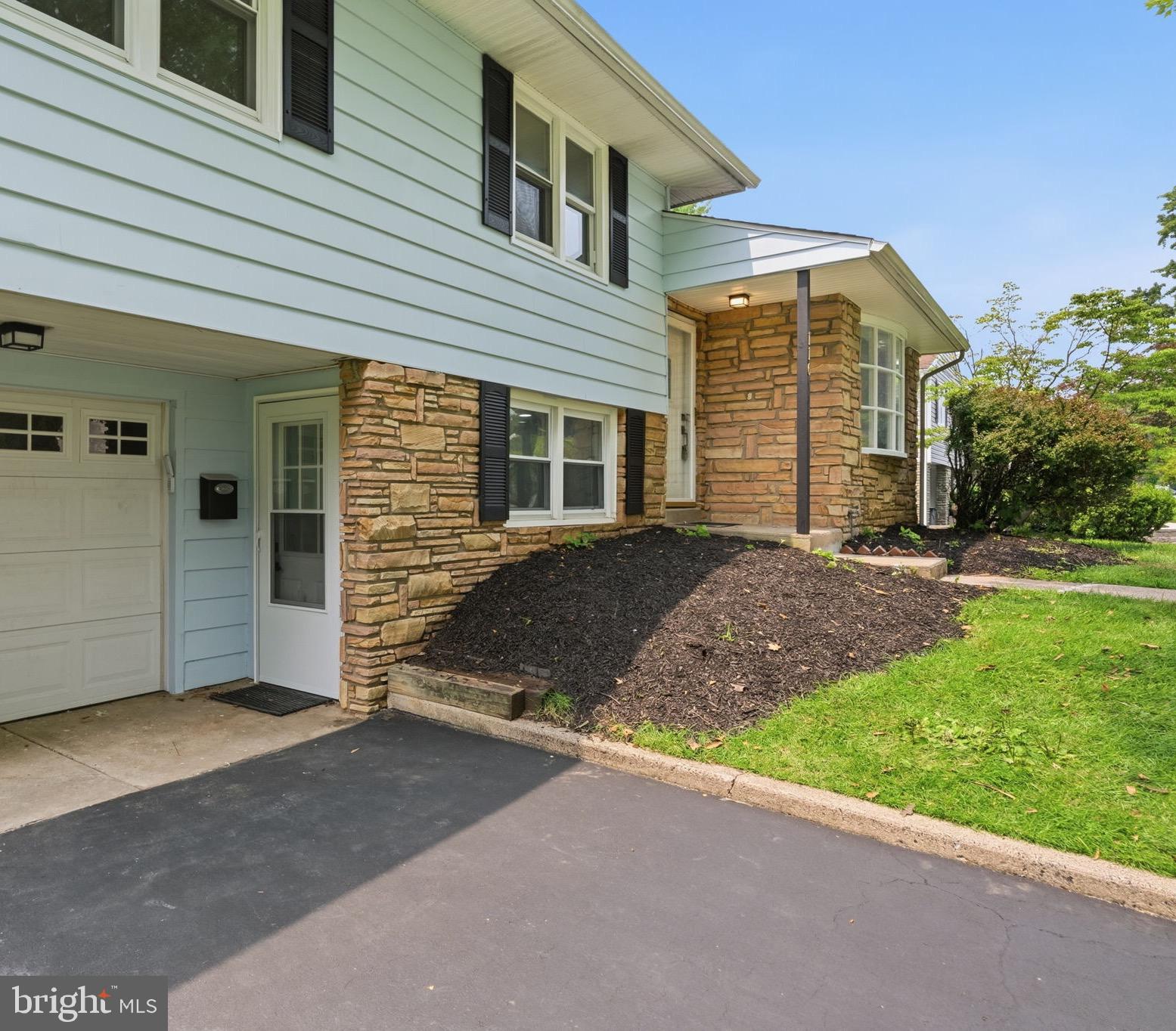HERITAGE WOODS EST - Residential