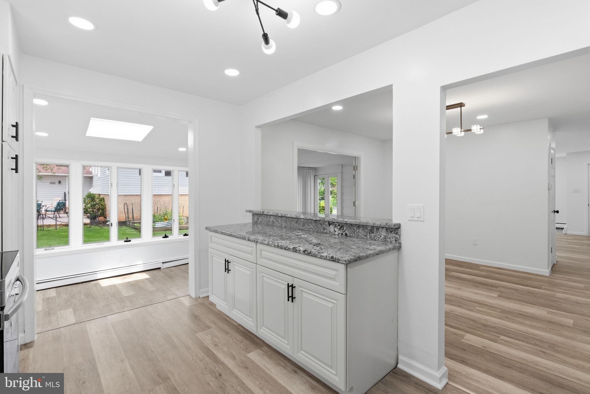HERITAGE WOODS EST - Residential