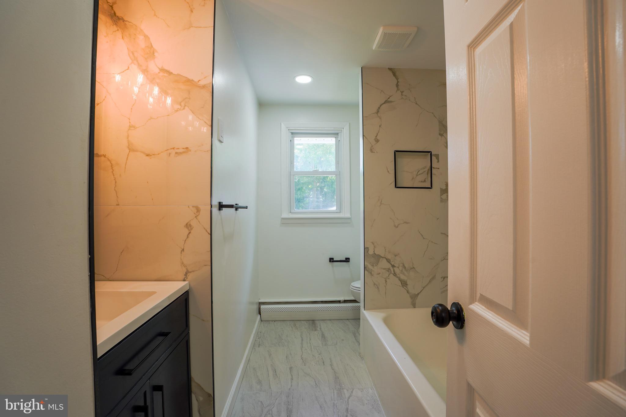 HERITAGE WOODS EST - Residential
