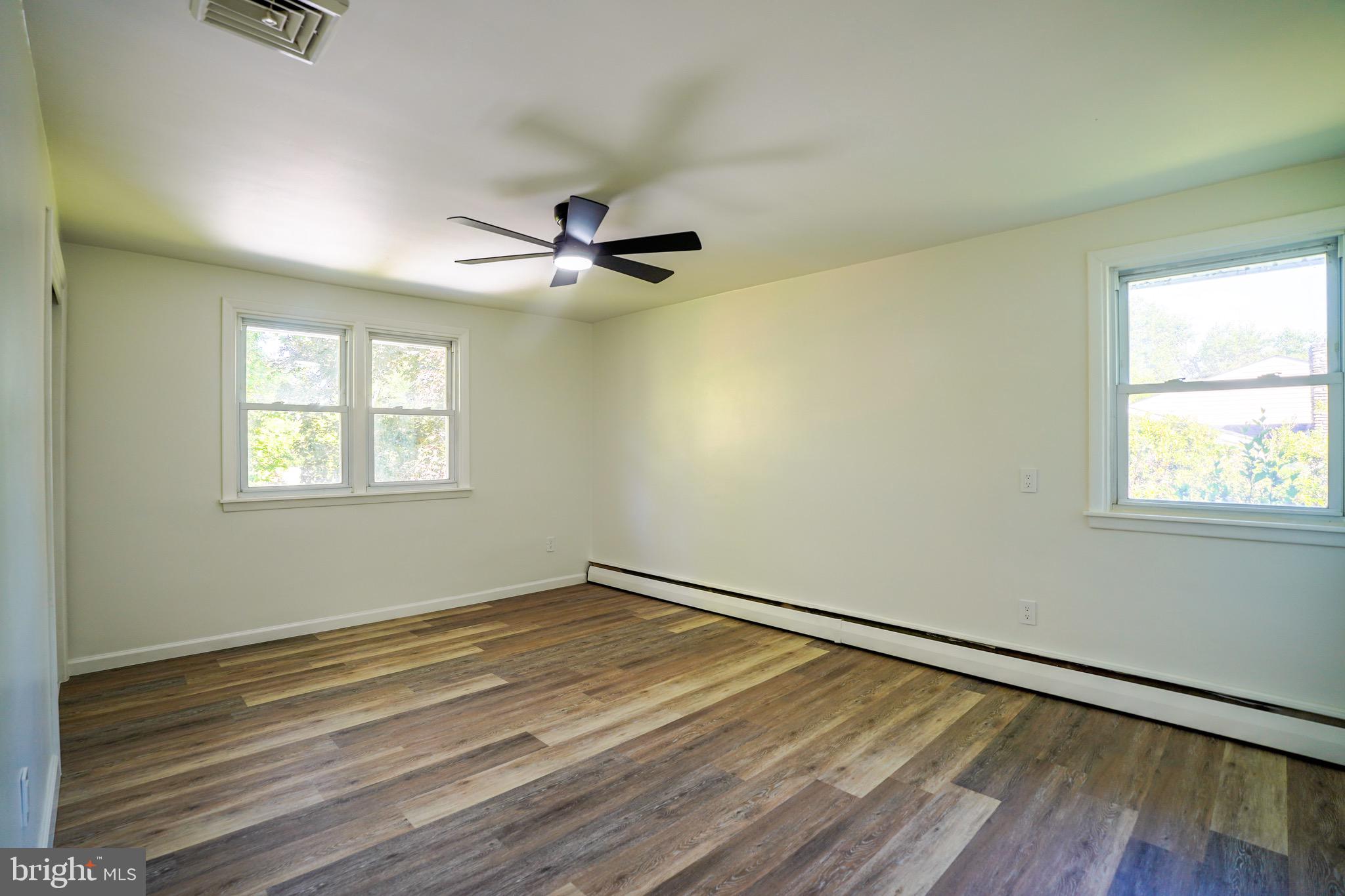 HERITAGE WOODS EST - Residential