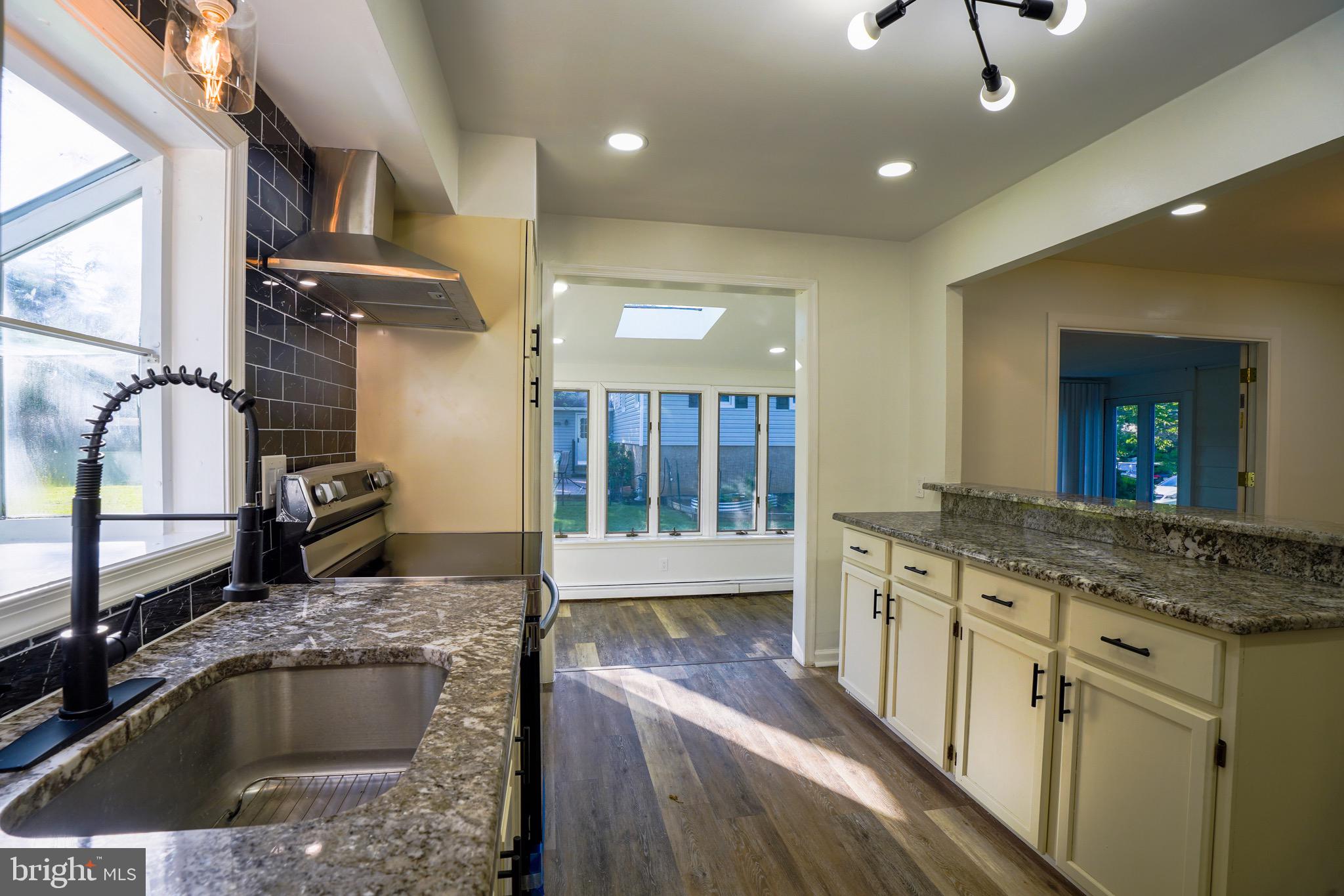 HERITAGE WOODS EST - Residential