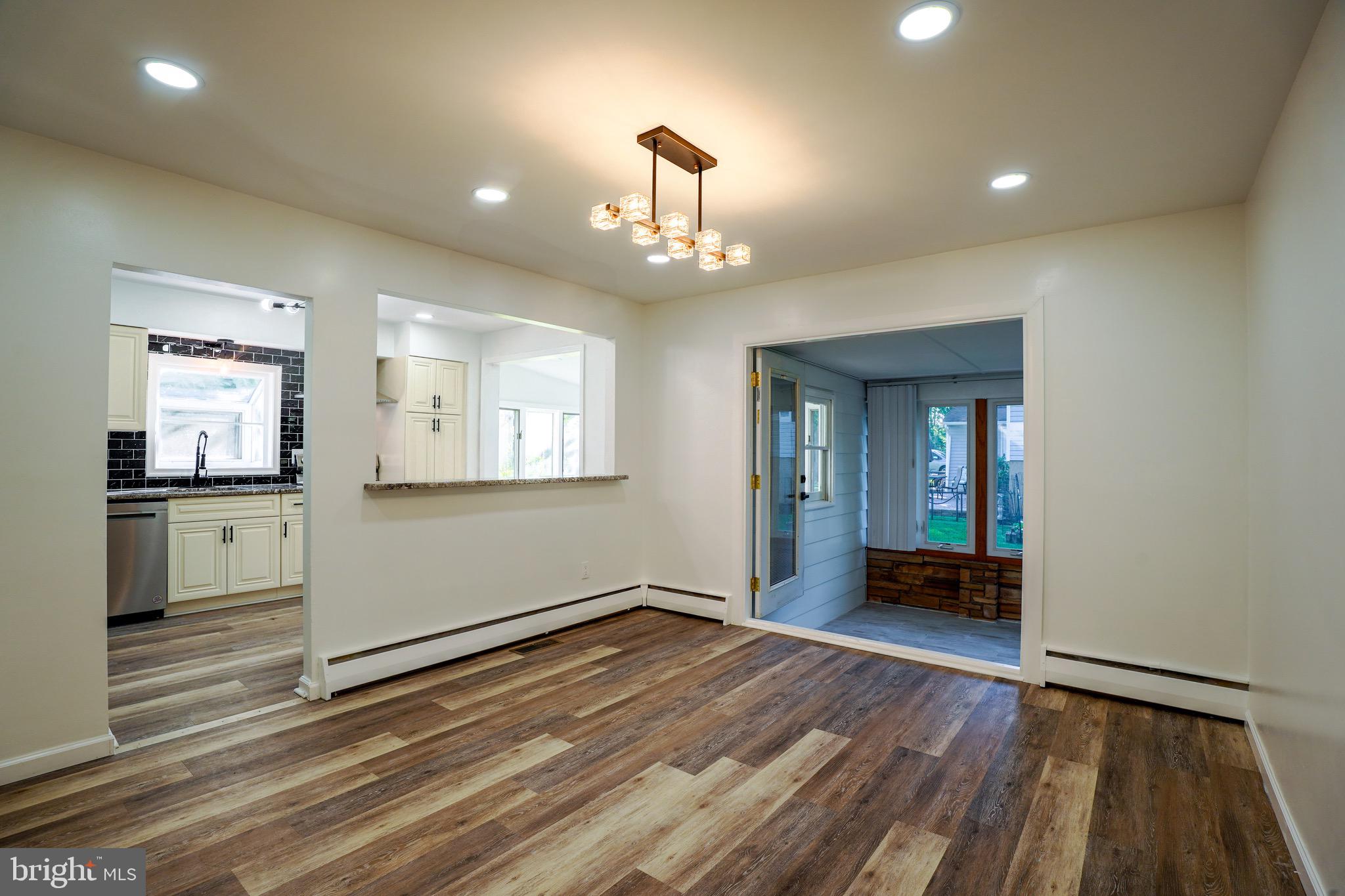 HERITAGE WOODS EST - Residential