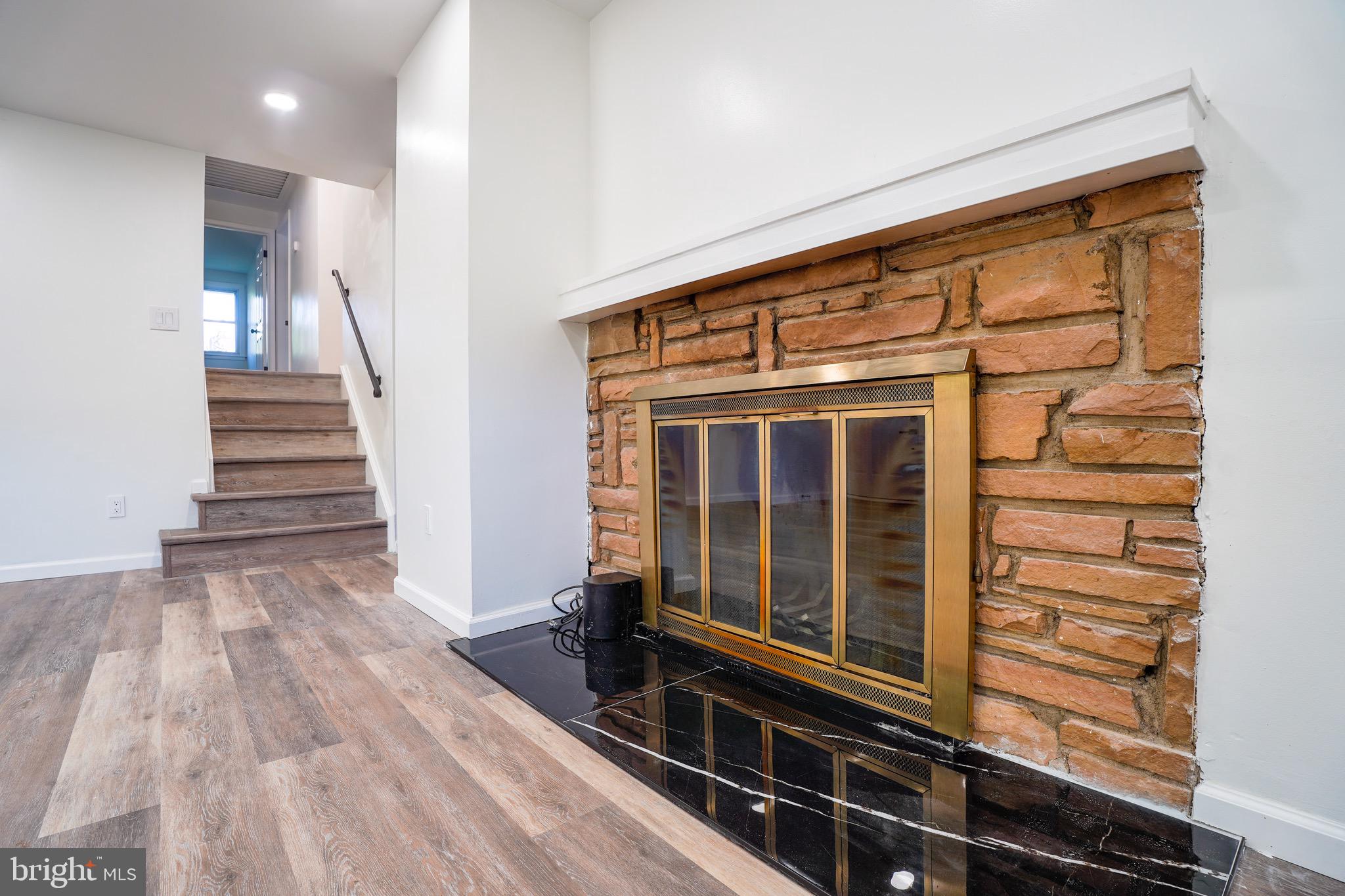 HERITAGE WOODS EST - Residential