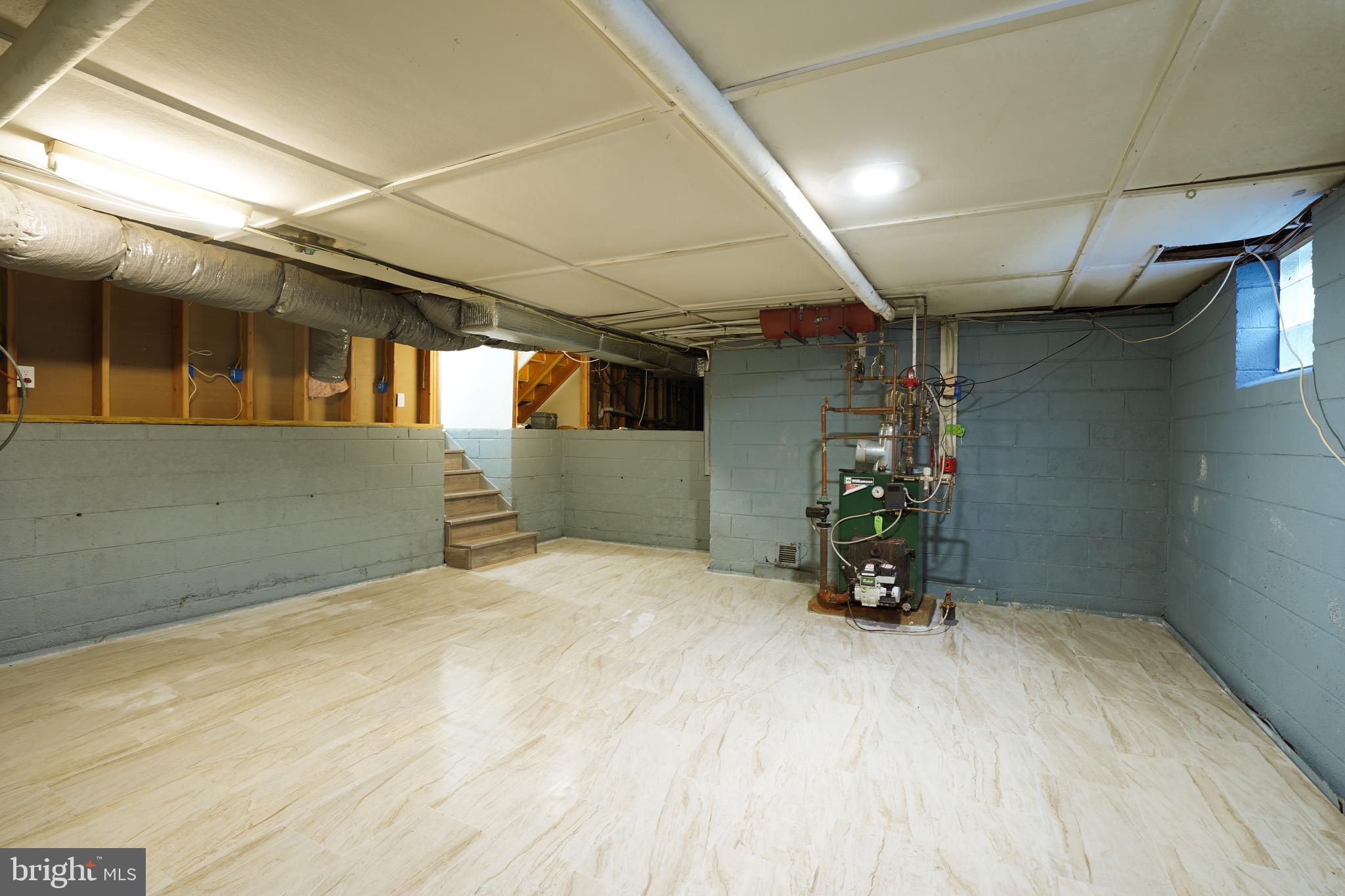 HERITAGE WOODS EST - Residential
