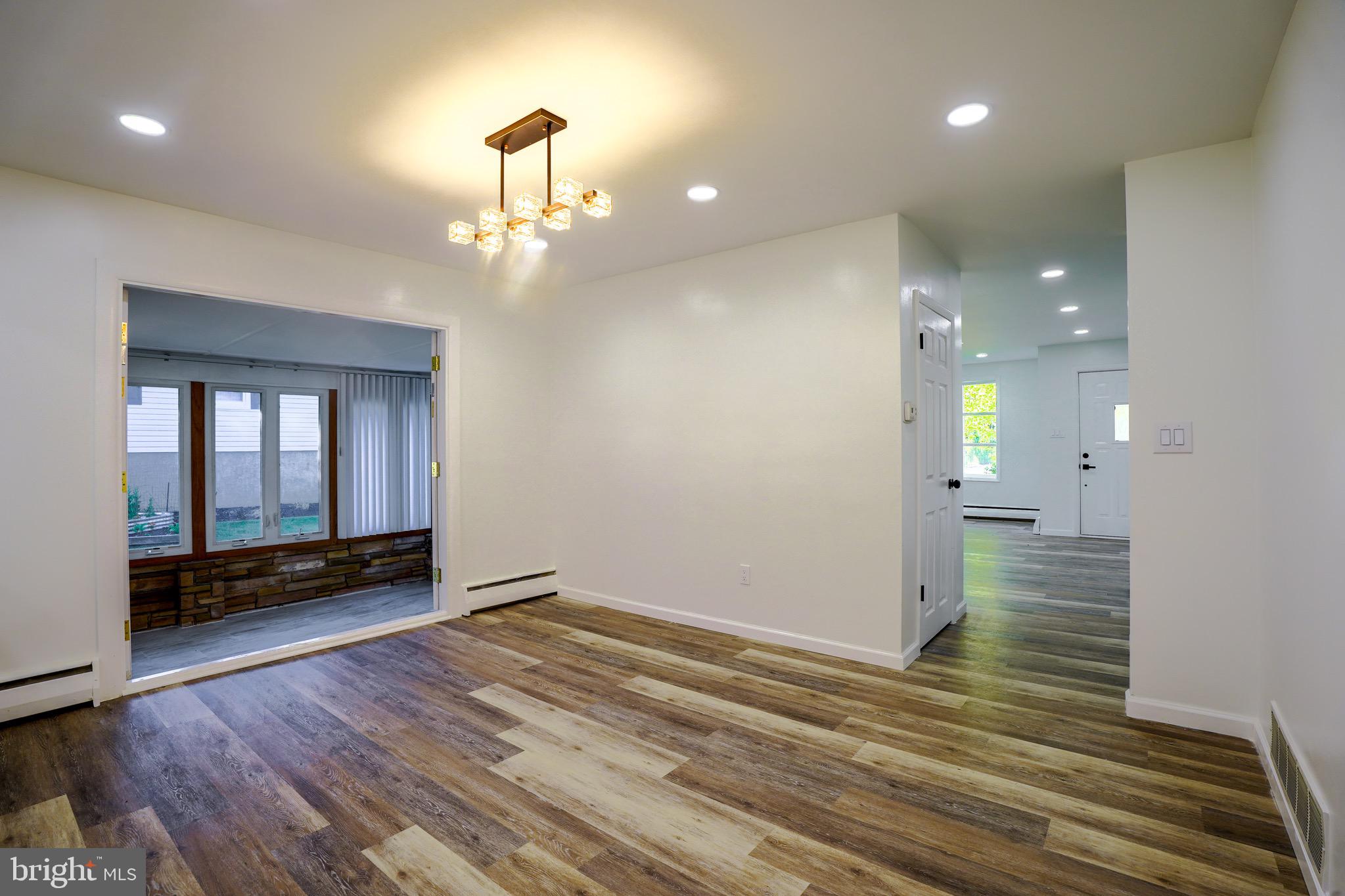 HERITAGE WOODS EST - Residential