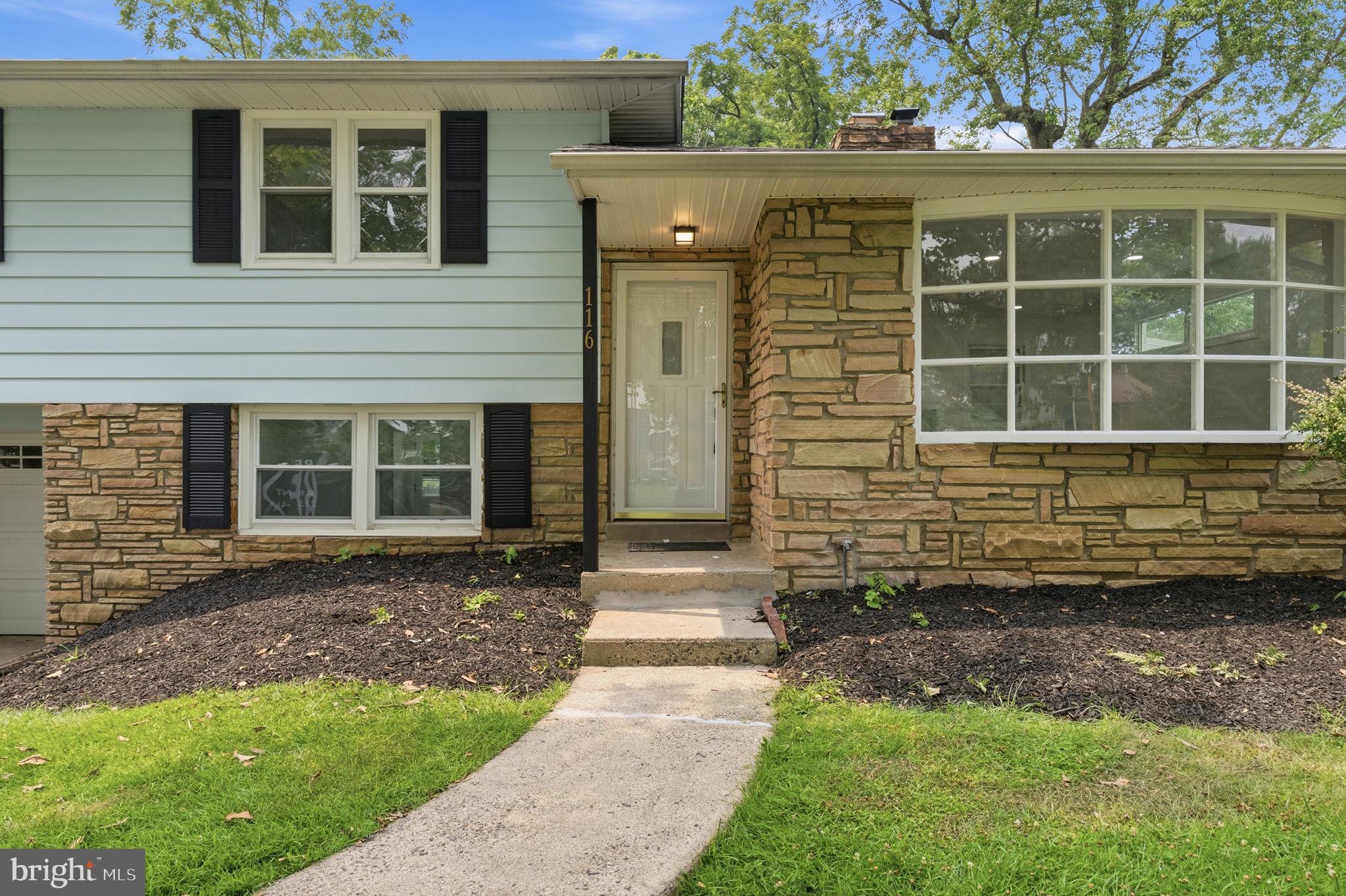 HERITAGE WOODS EST - Residential