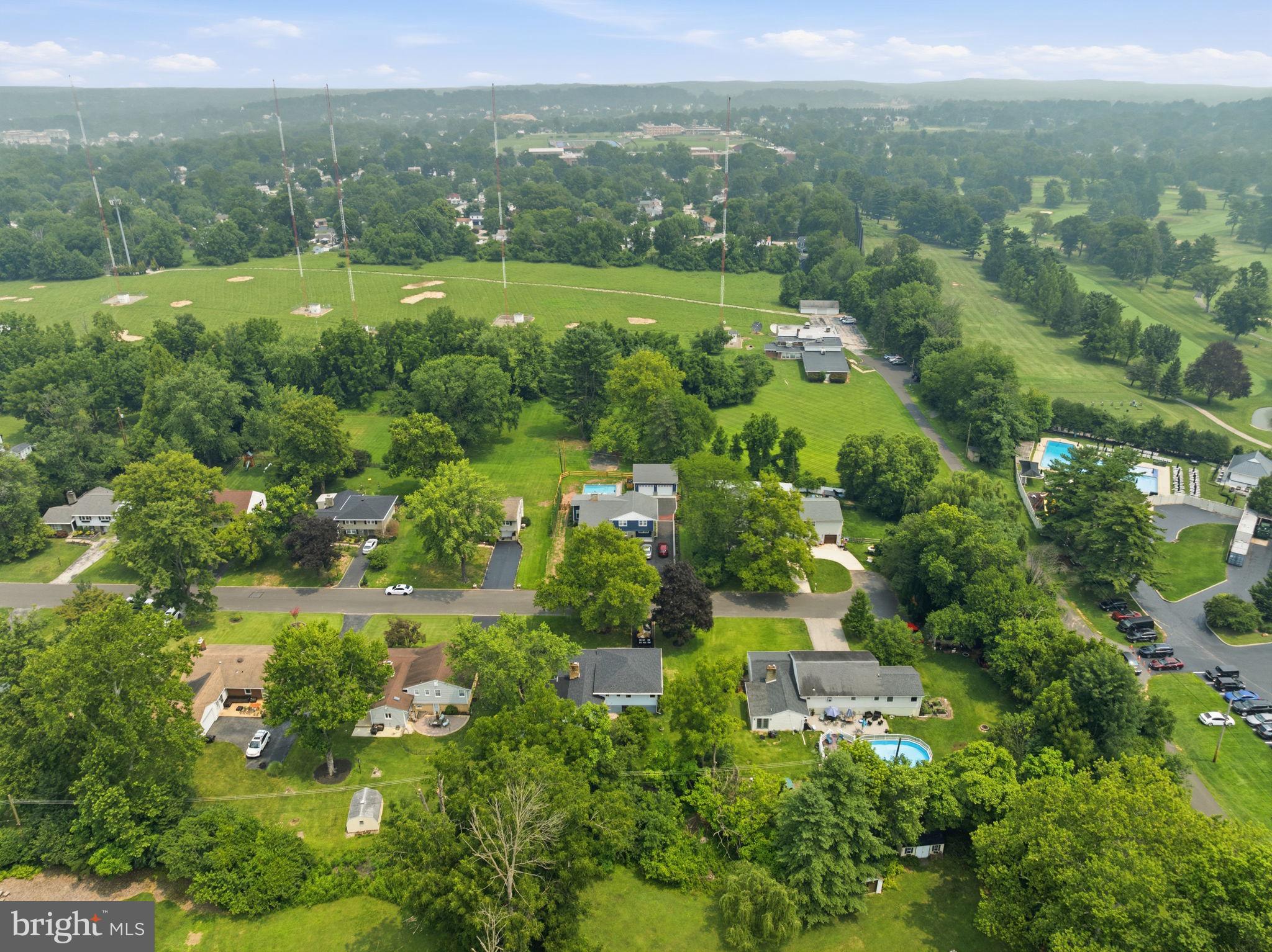 HERITAGE WOODS EST - Residential