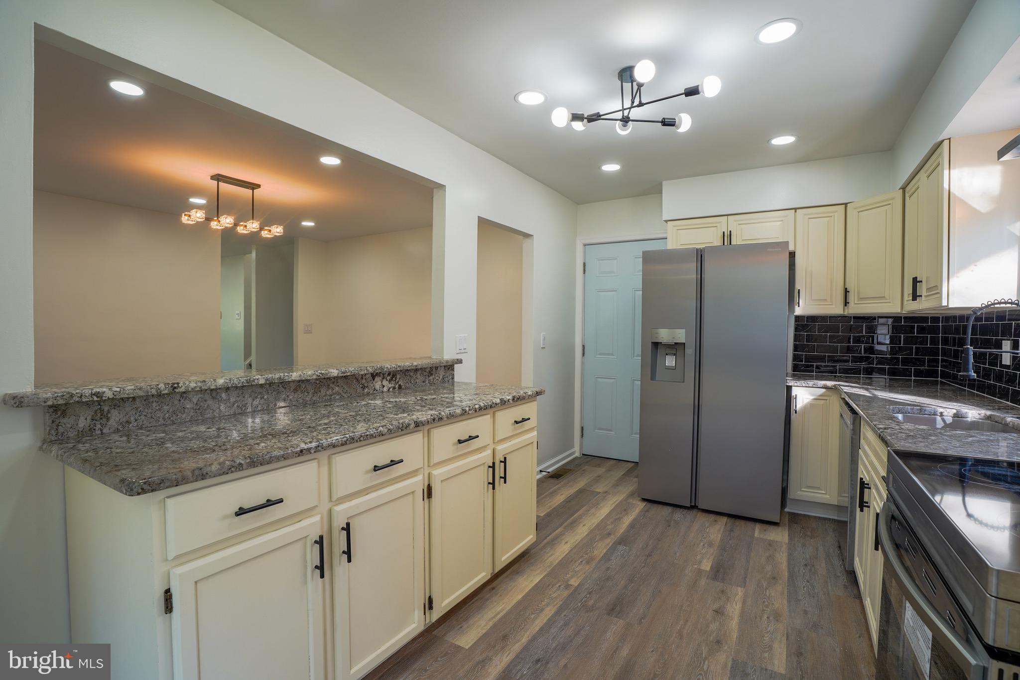 HERITAGE WOODS EST - Residential
