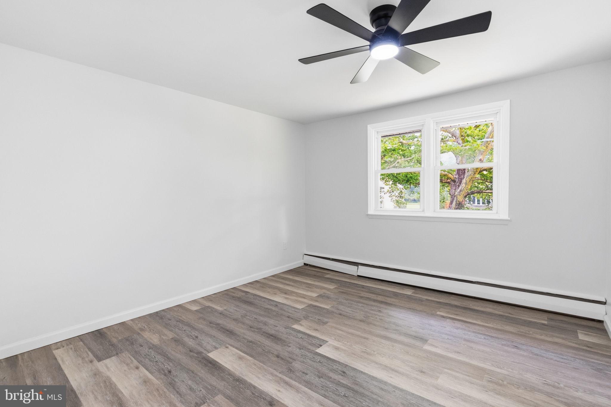 HERITAGE WOODS EST - Residential