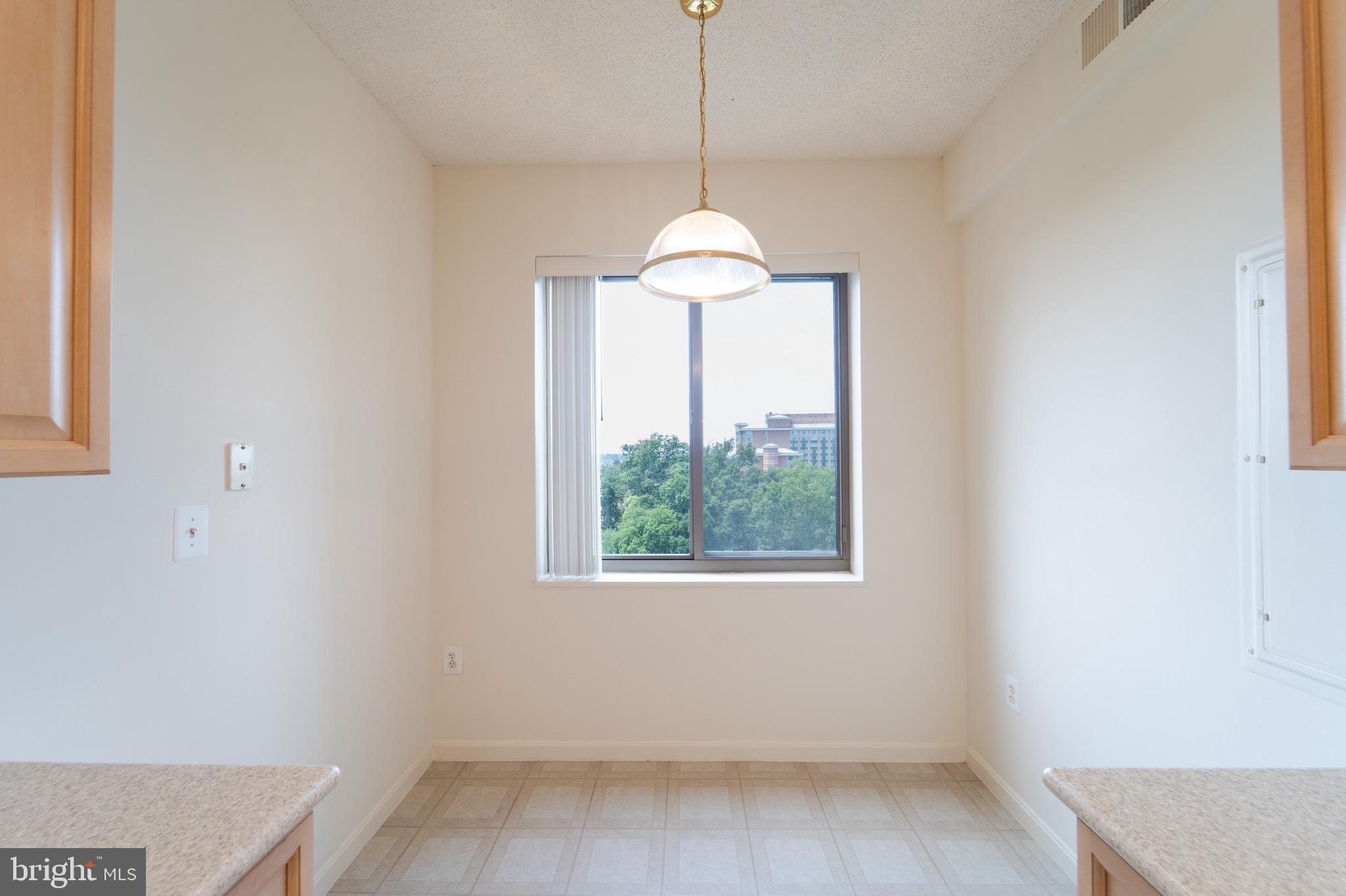 RIVERVIEW AT LANSDOWNE WOODS - Residential