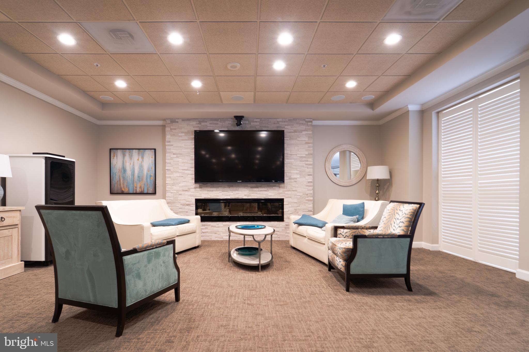 RIVERVIEW AT LANSDOWNE WOODS - Residential