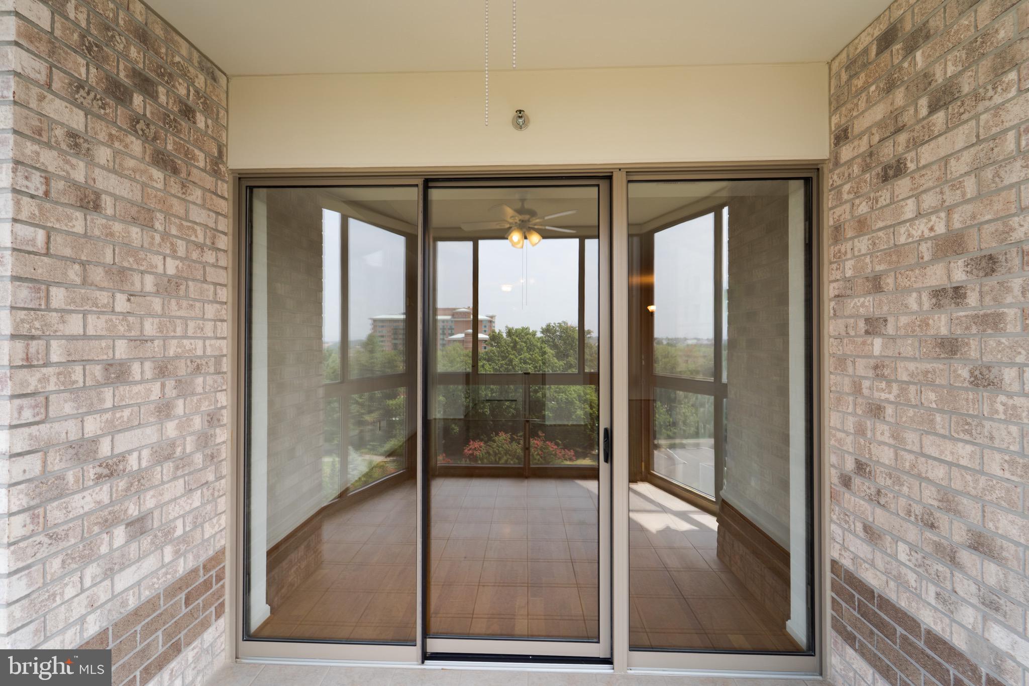 RIVERVIEW AT LANSDOWNE WOODS - Residential