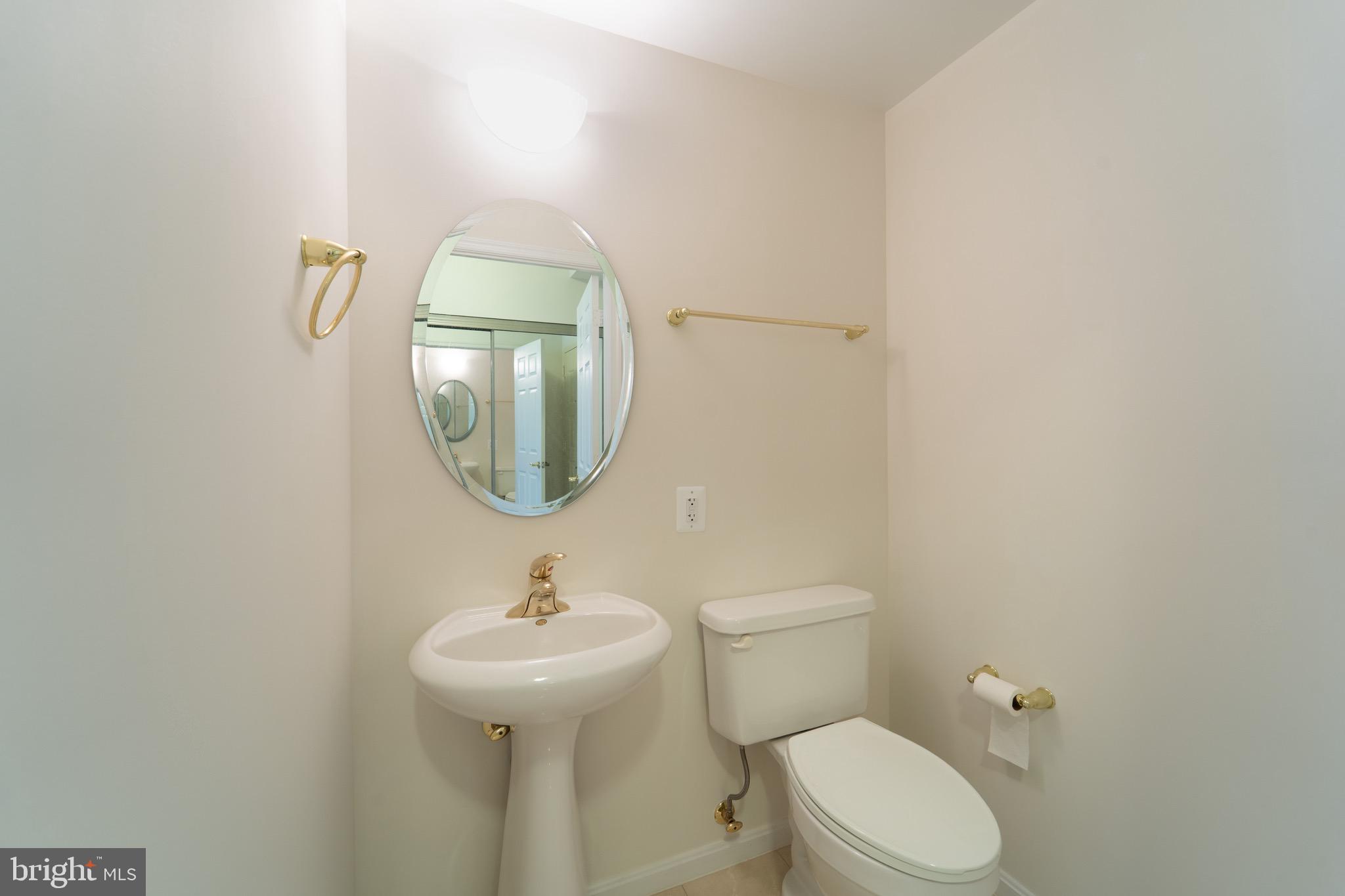 RIVERVIEW AT LANSDOWNE WOODS - Residential