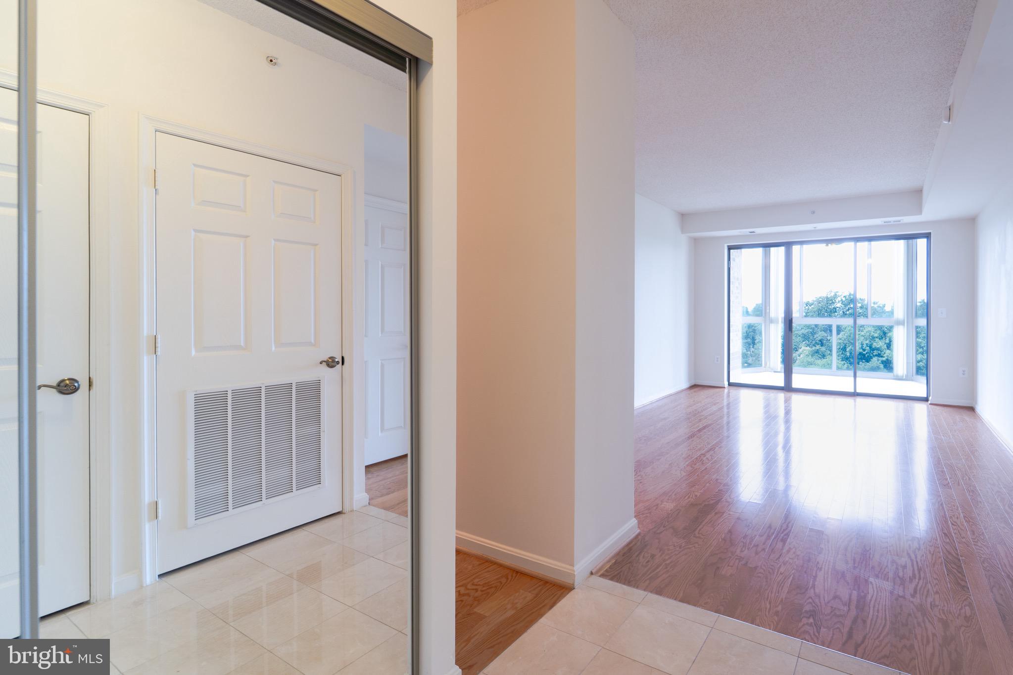 RIVERVIEW AT LANSDOWNE WOODS - Residential
