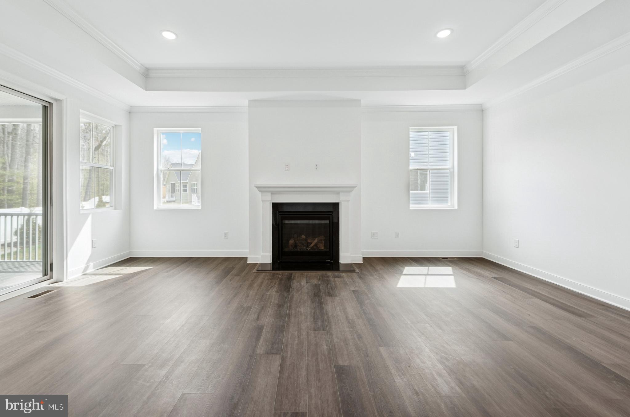 FOUR SEASONS AT KENT ISLAND - Residential