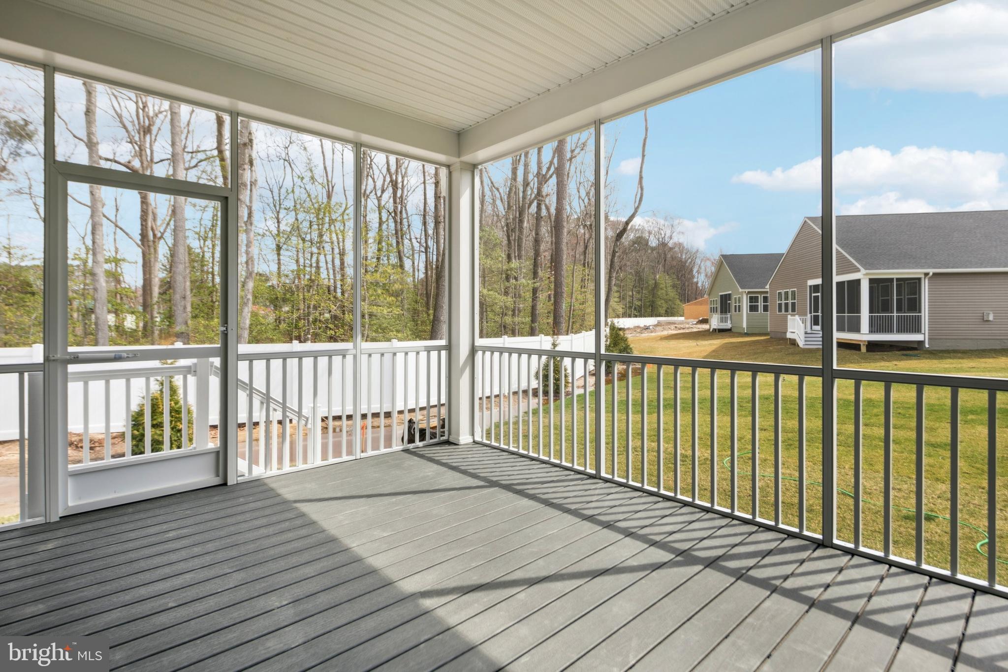FOUR SEASONS AT KENT ISLAND - Residential