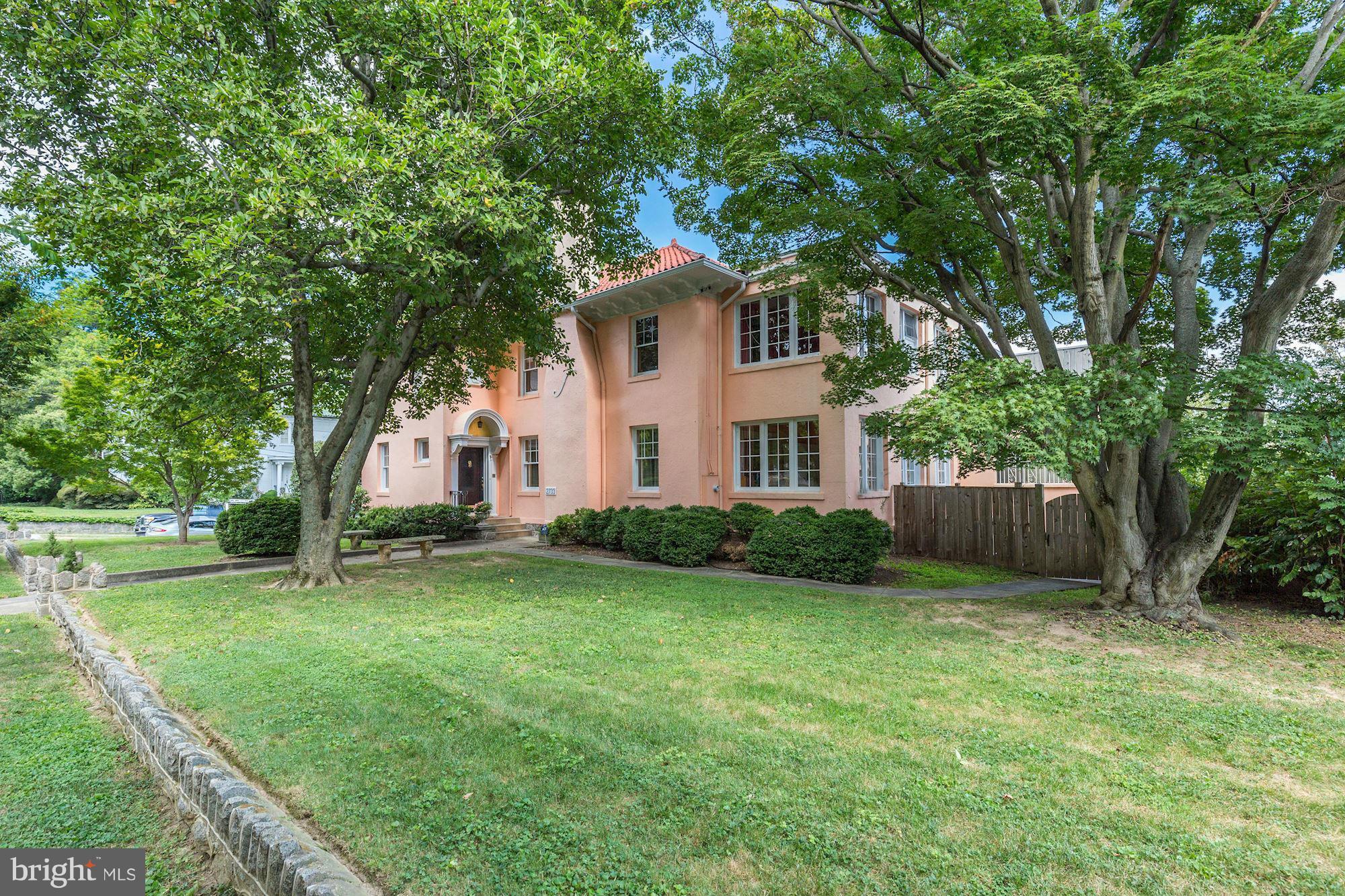 OBSERVATORY CIRCLE - Residential