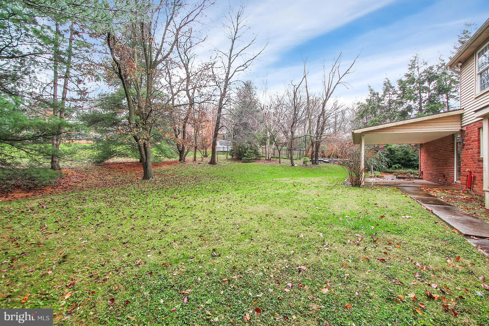 PENN OAKS - Residential