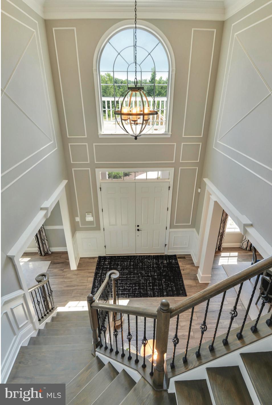 QUEEN ANNE - Residential