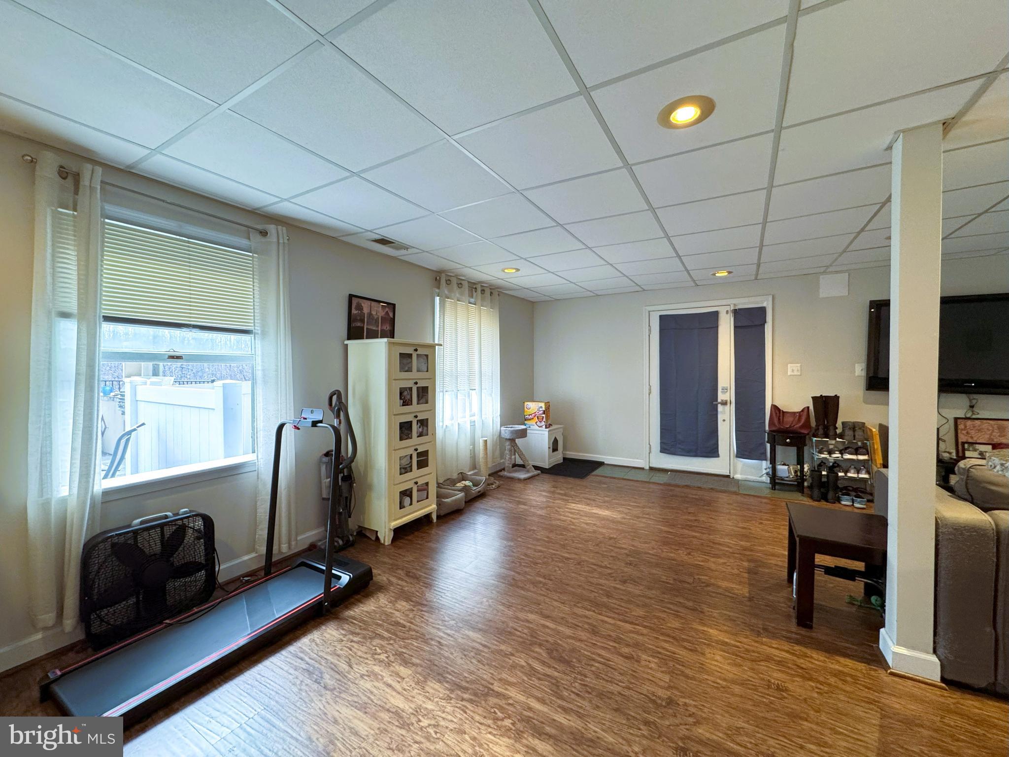 ASPEN WOODS - Residential Lease