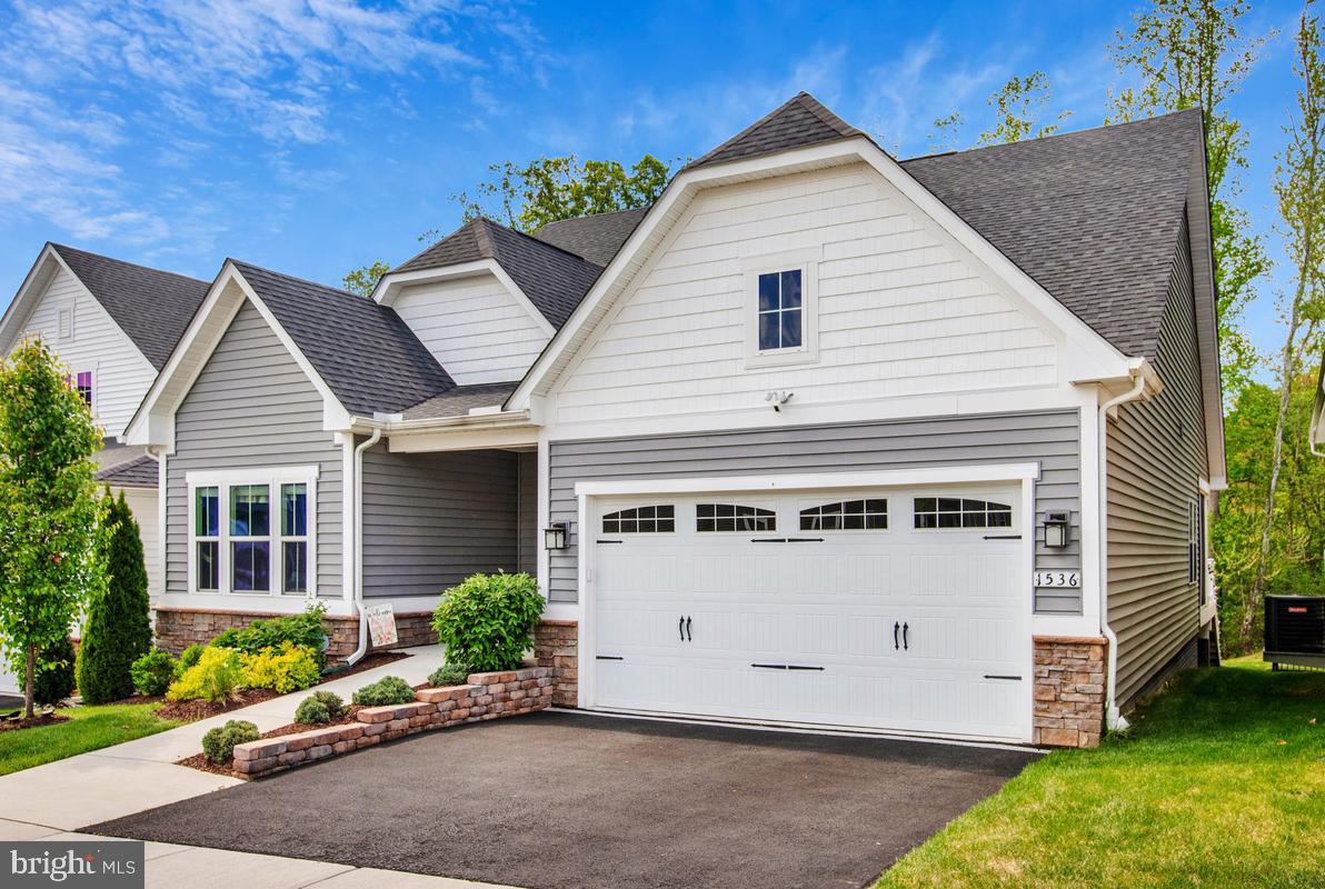 TWO RIVERS - Residential