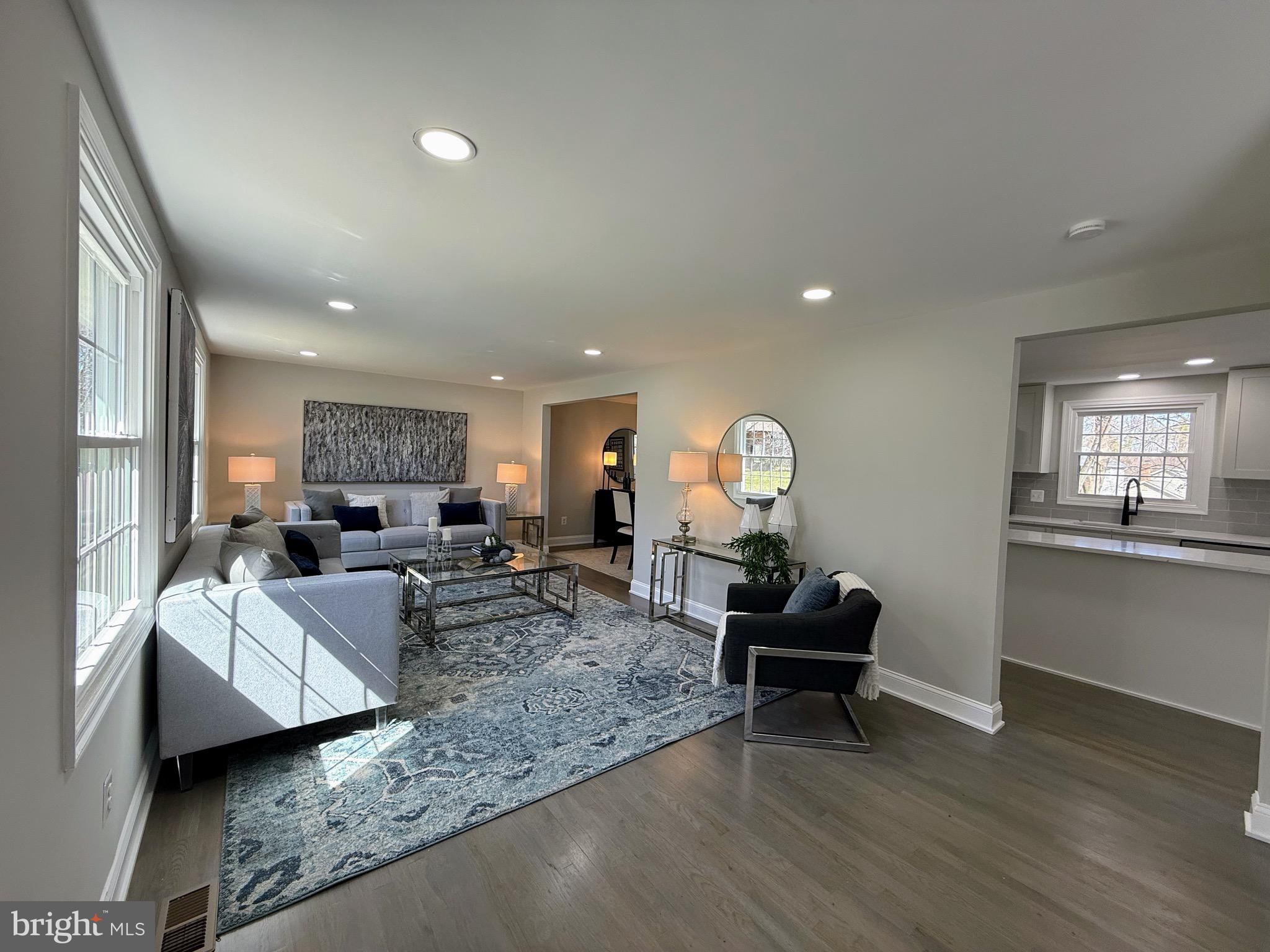 NEWPORT - Residential