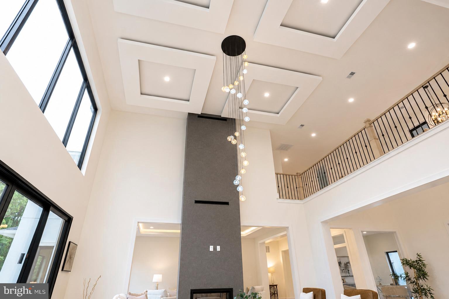BRADDOCK WOODS - Residential