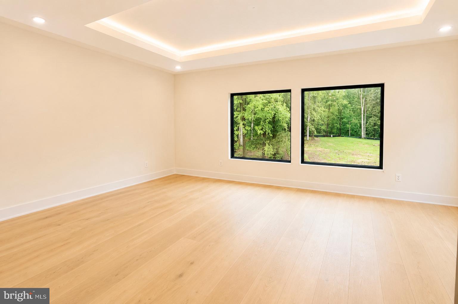BRADDOCK WOODS - Residential