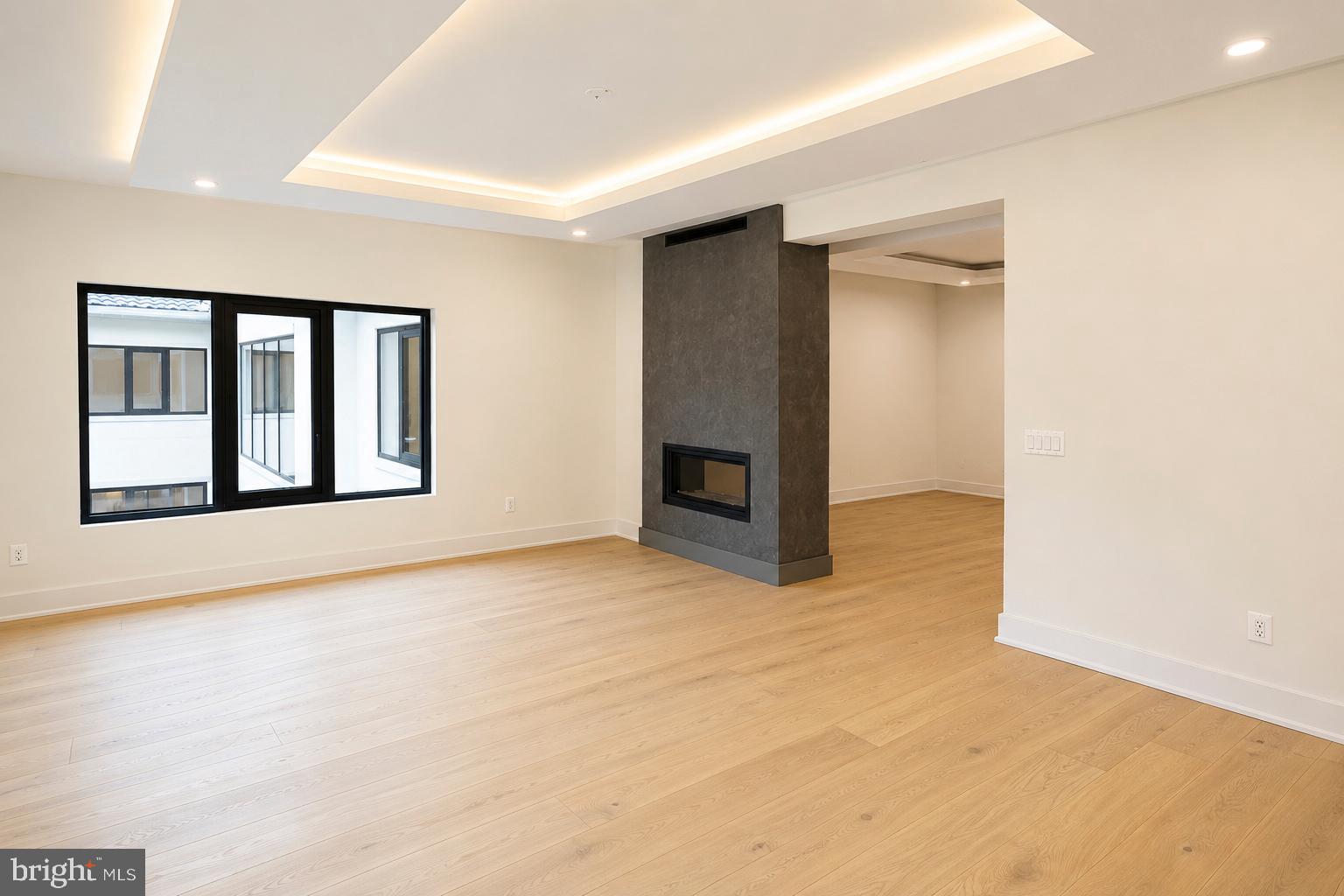 BRADDOCK WOODS - Residential