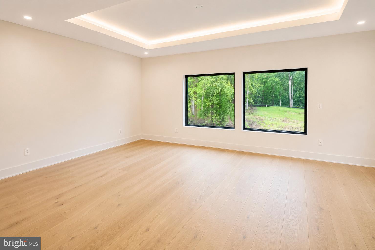 BRADDOCK WOODS - Residential