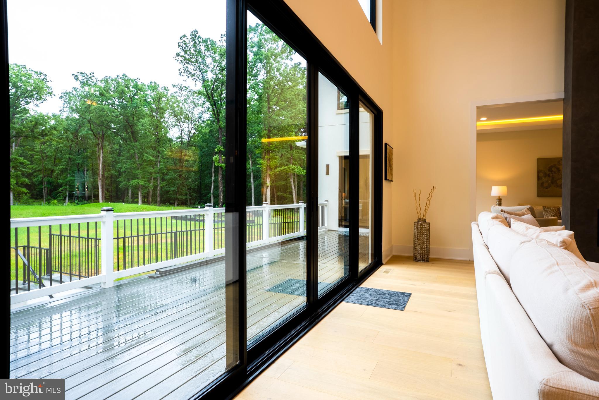 BRADDOCK WOODS - Residential