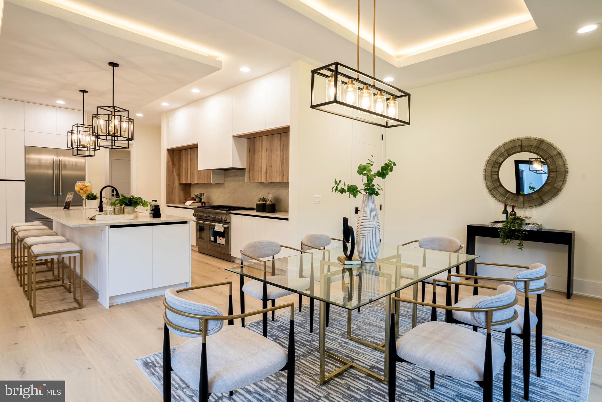 BRADDOCK WOODS - Residential