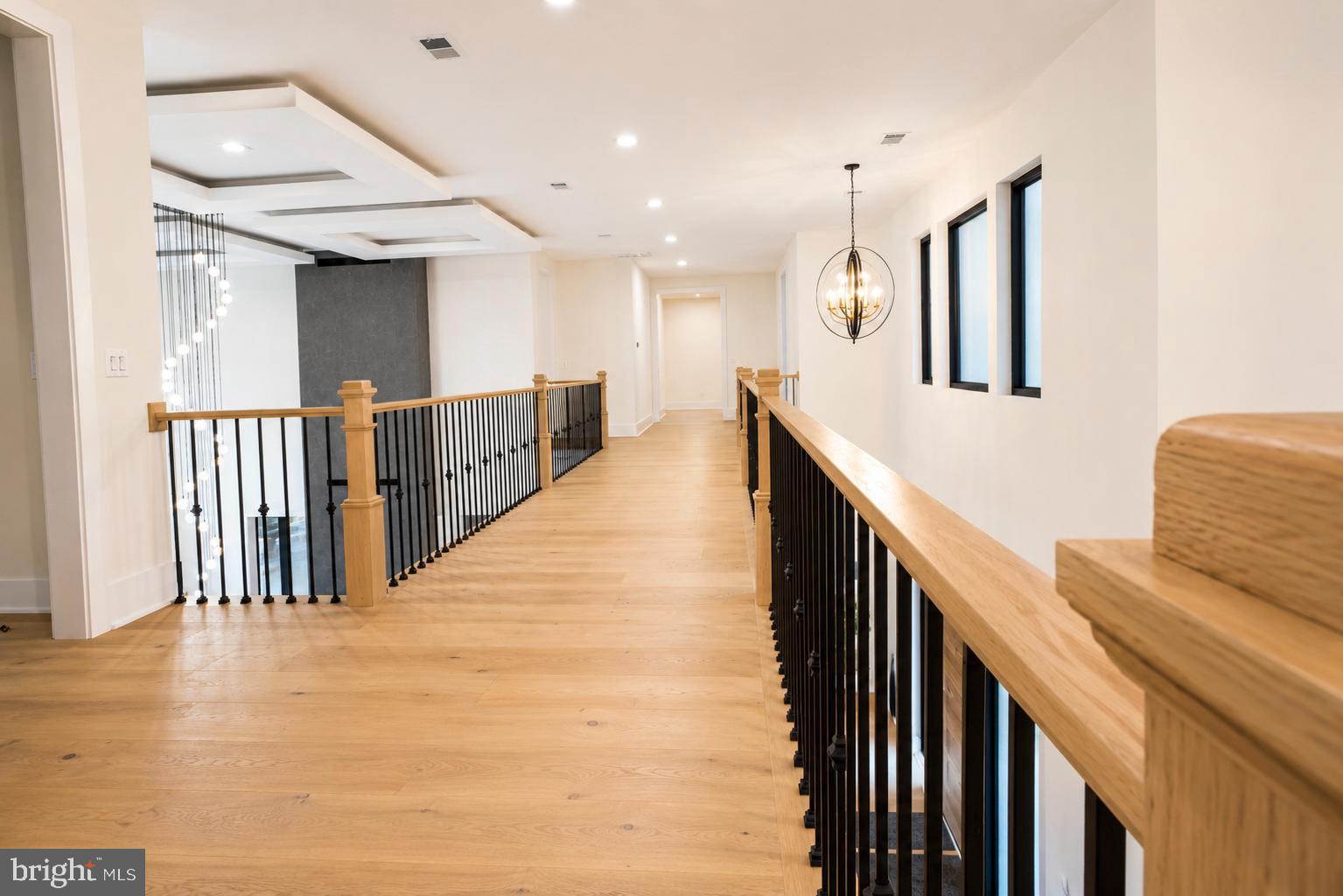 BRADDOCK WOODS - Residential