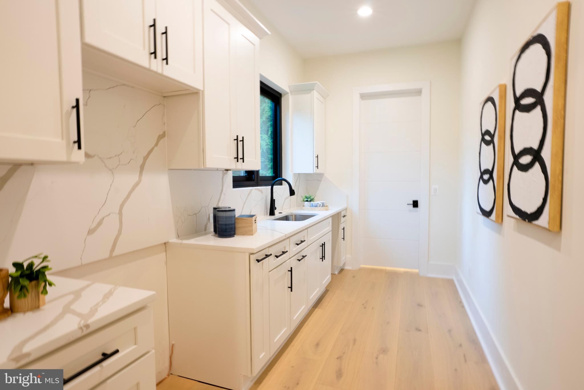 BRADDOCK WOODS - Residential