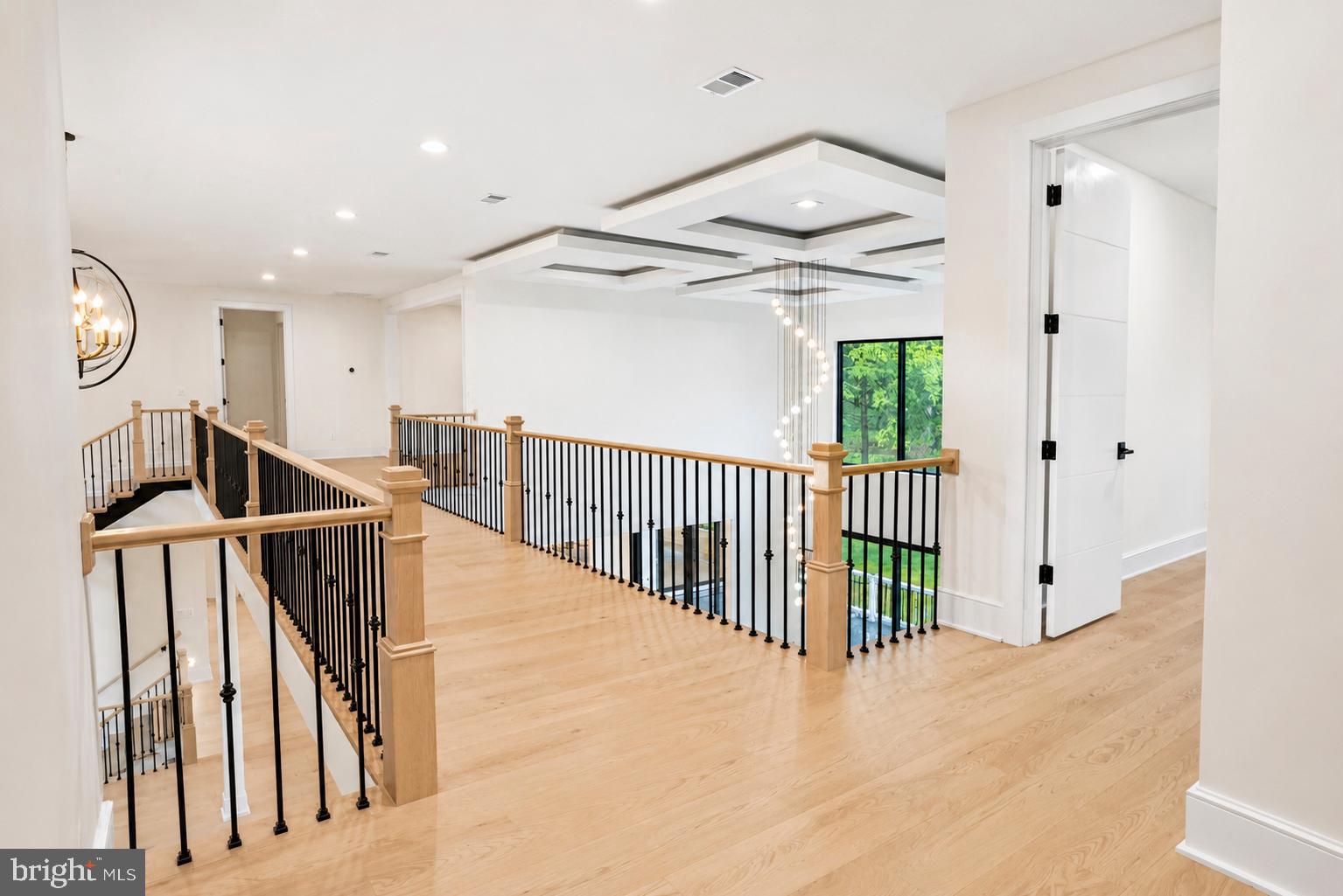 BRADDOCK WOODS - Residential