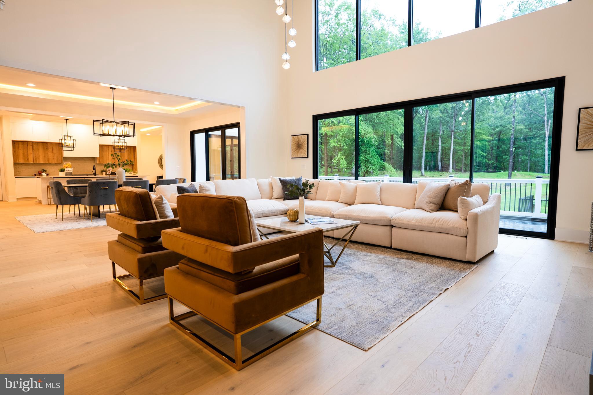 BRADDOCK WOODS - Residential