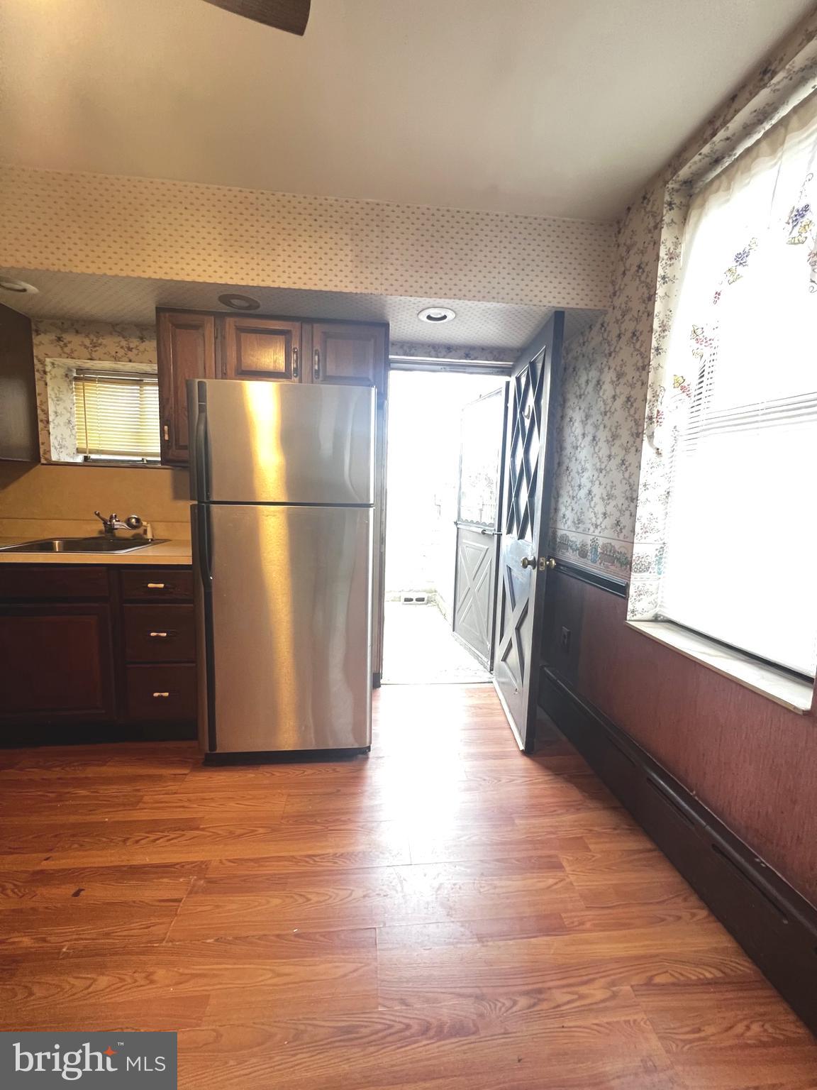 WHITMAN - Residential