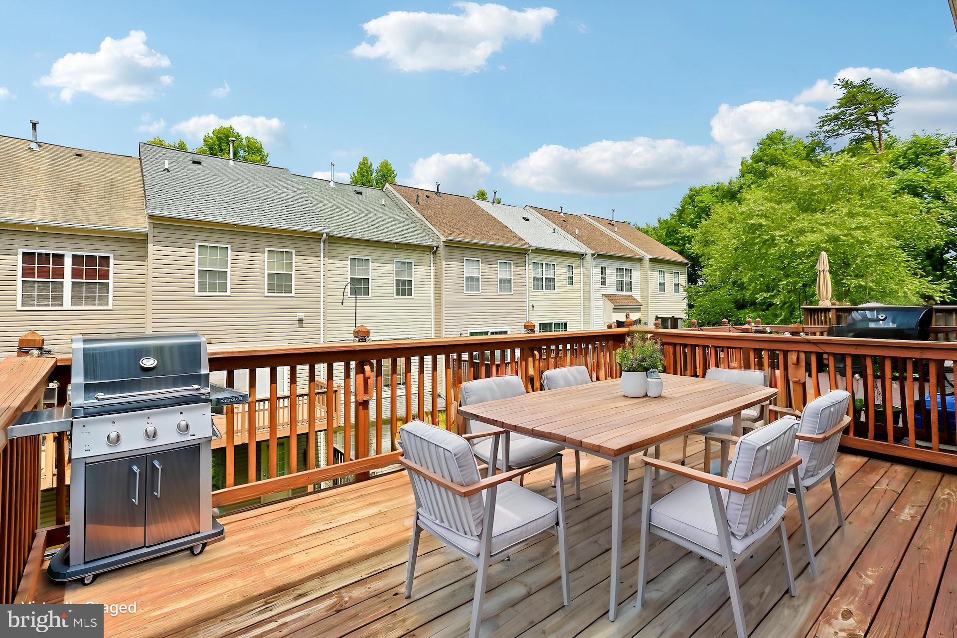 RIVER VILLAGE AT RUSSETT - Residential