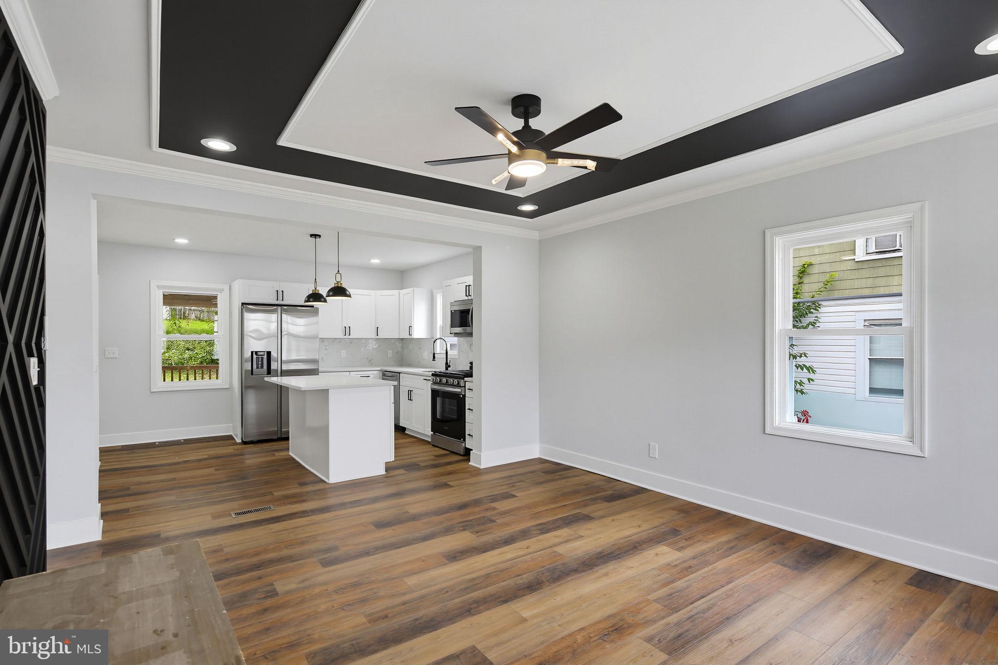 LANDSDOWNE - Residential