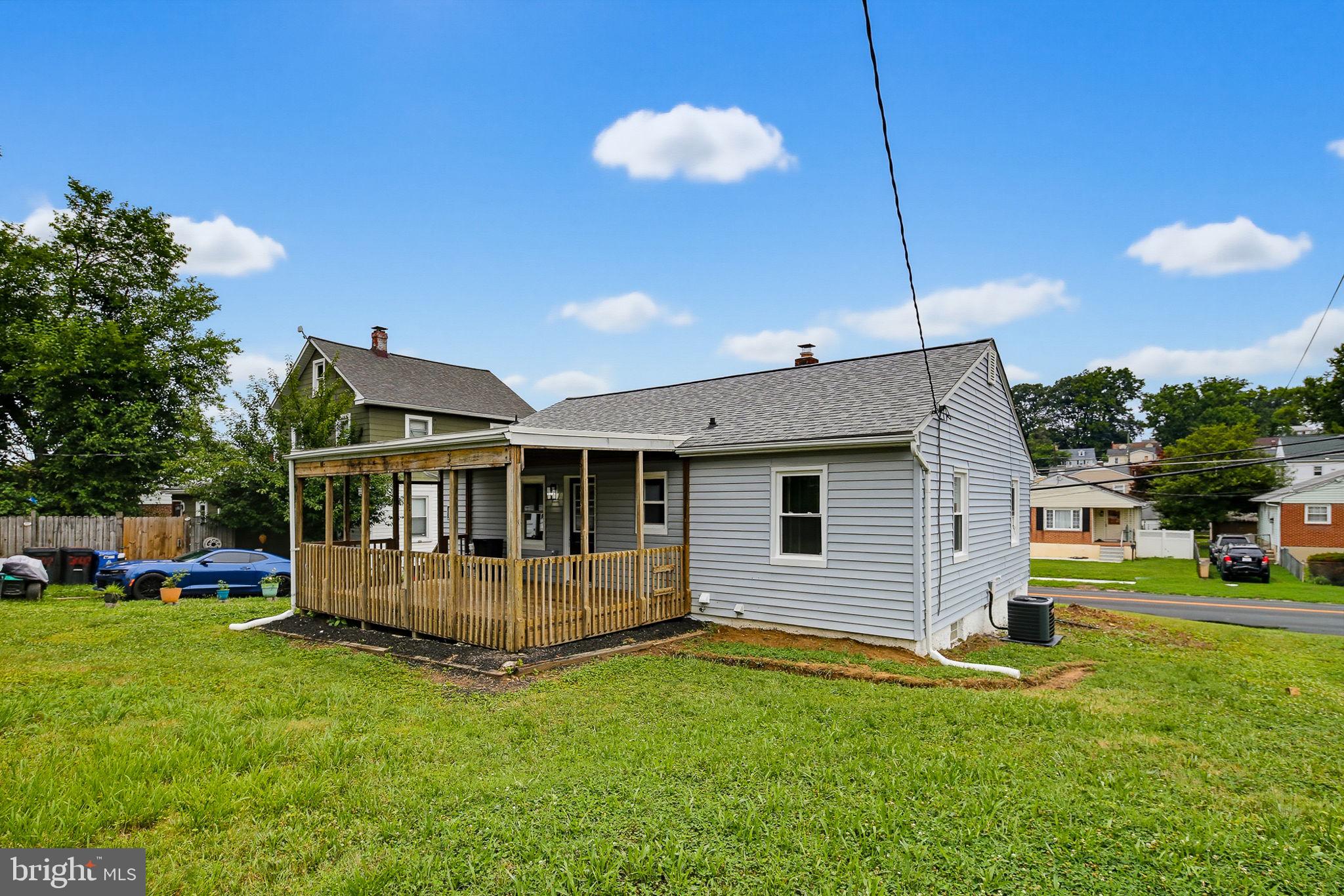 LANDSDOWNE - Residential