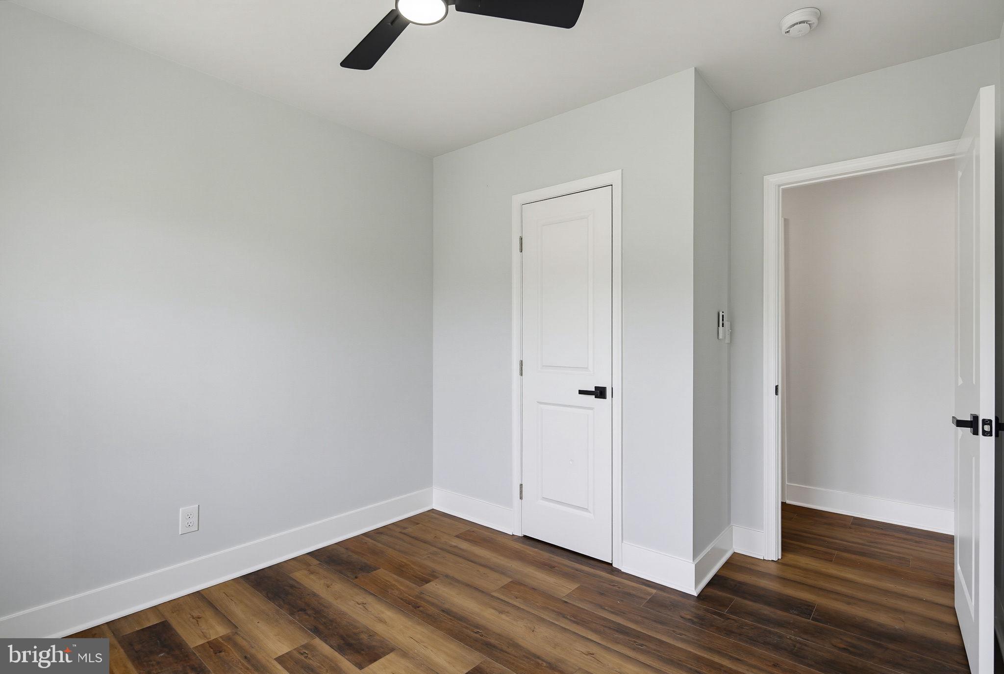 LANDSDOWNE - Residential