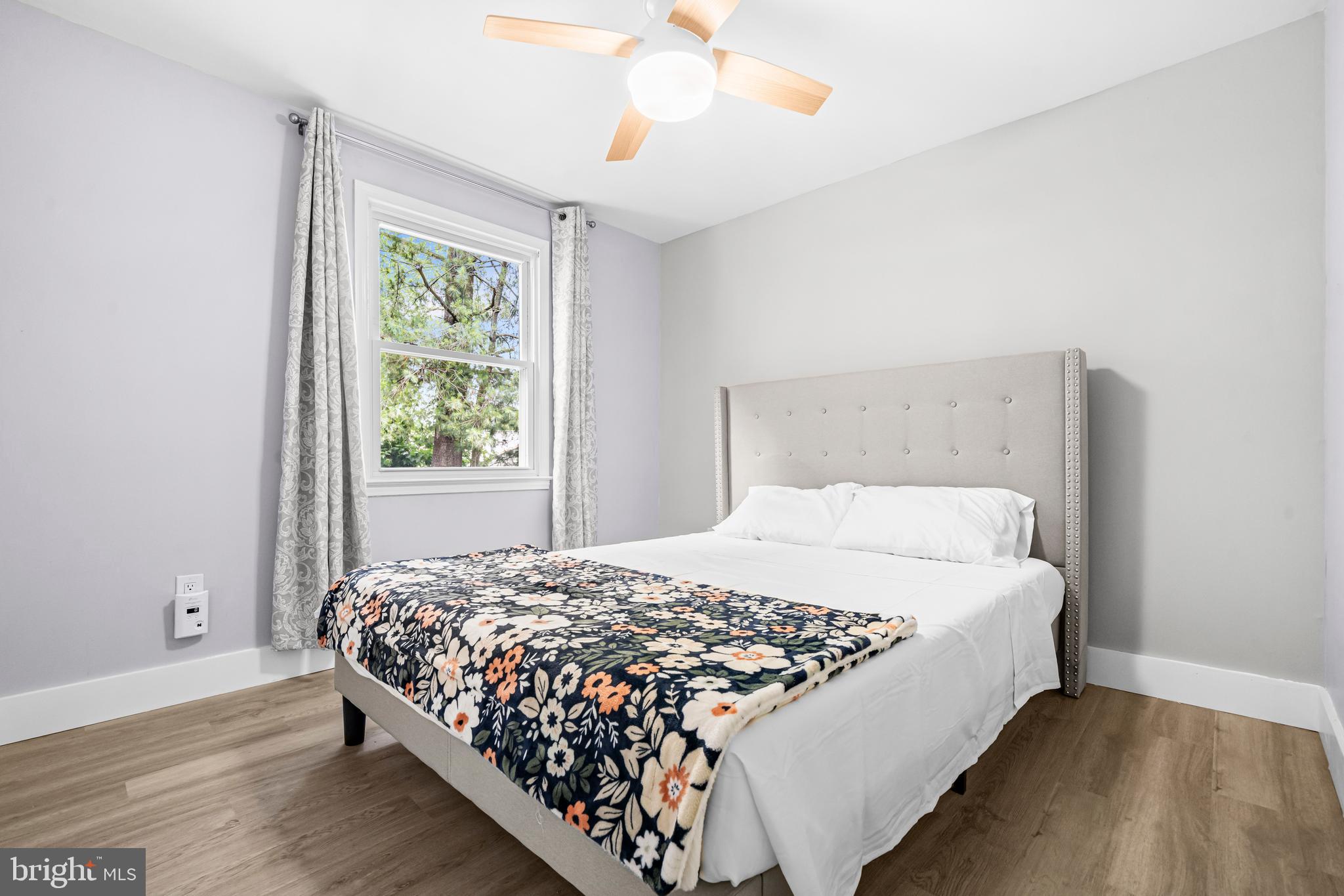 FOX MILL ESTATES - Residential