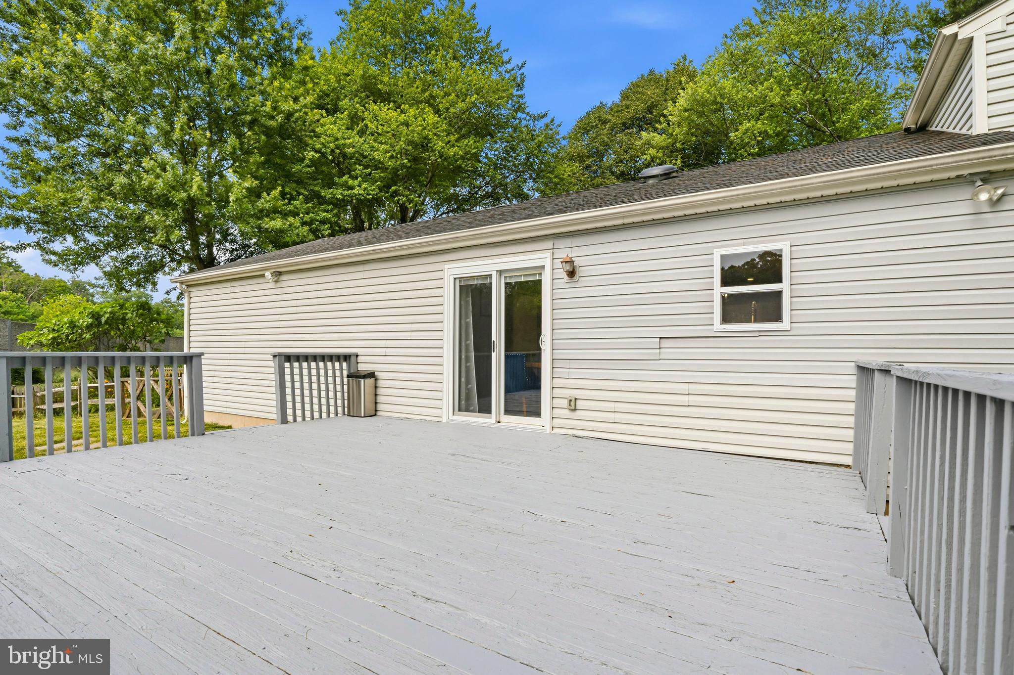 FOX MILL ESTATES - Residential